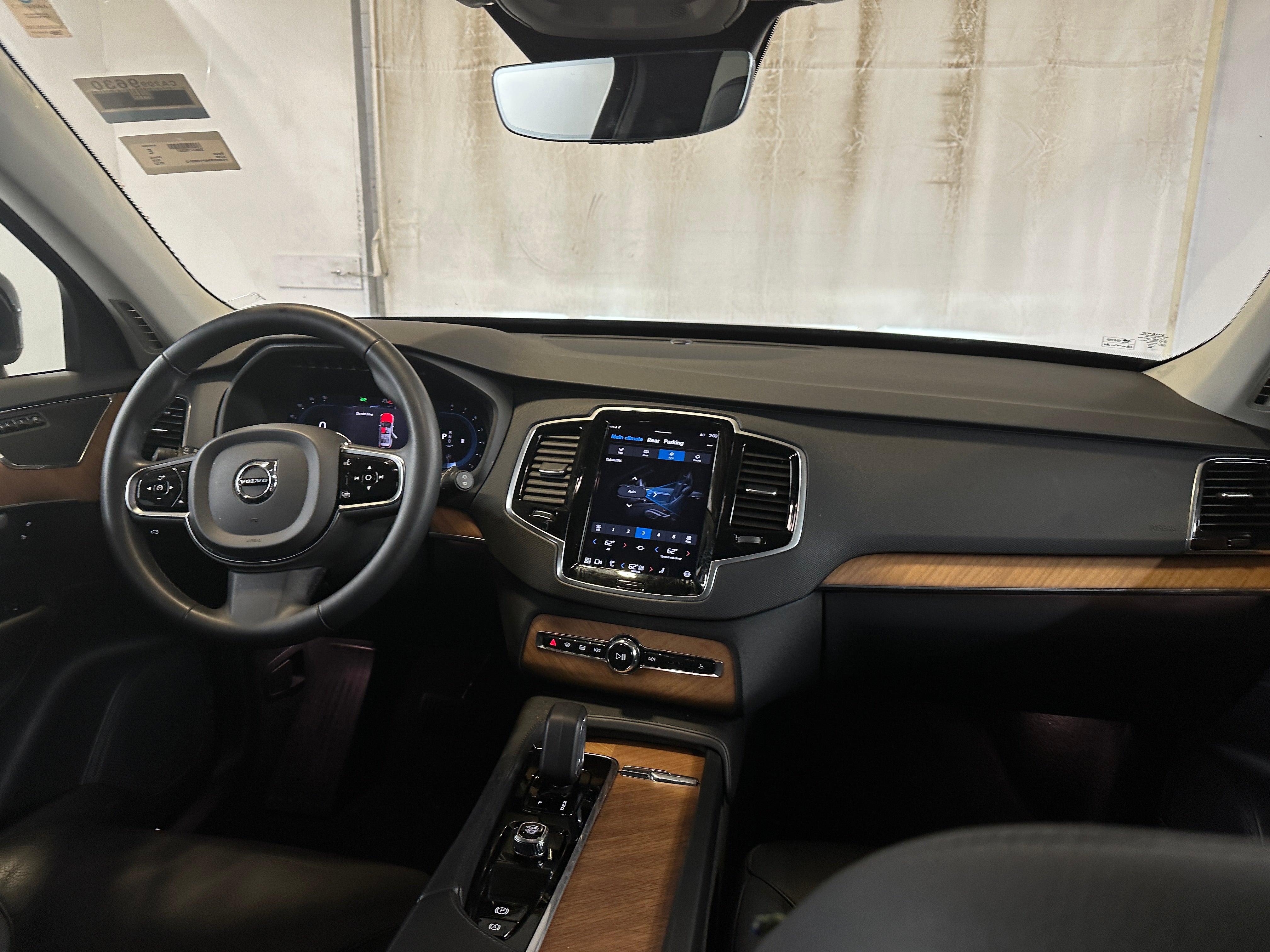 2023 Volvo XC90 B6 Plus 2