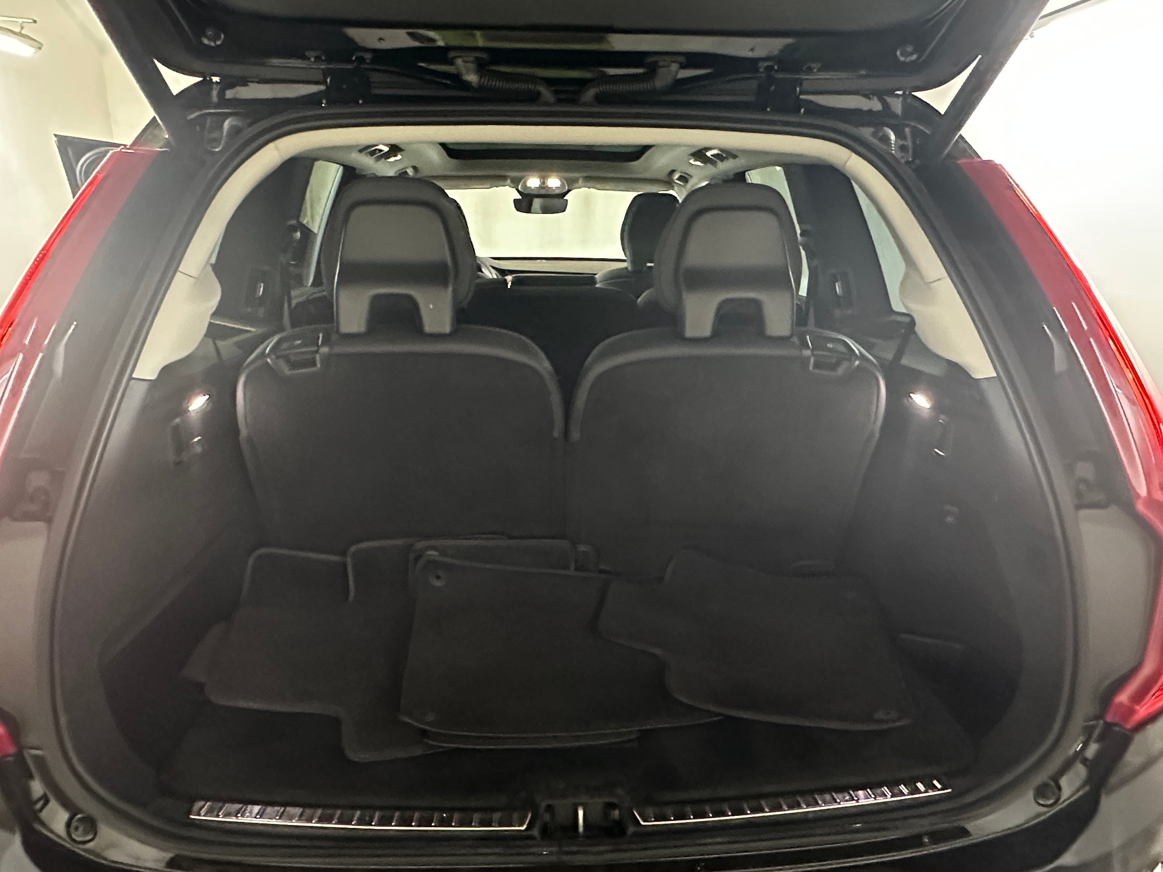 2023 Volvo XC90 B6 Plus 6