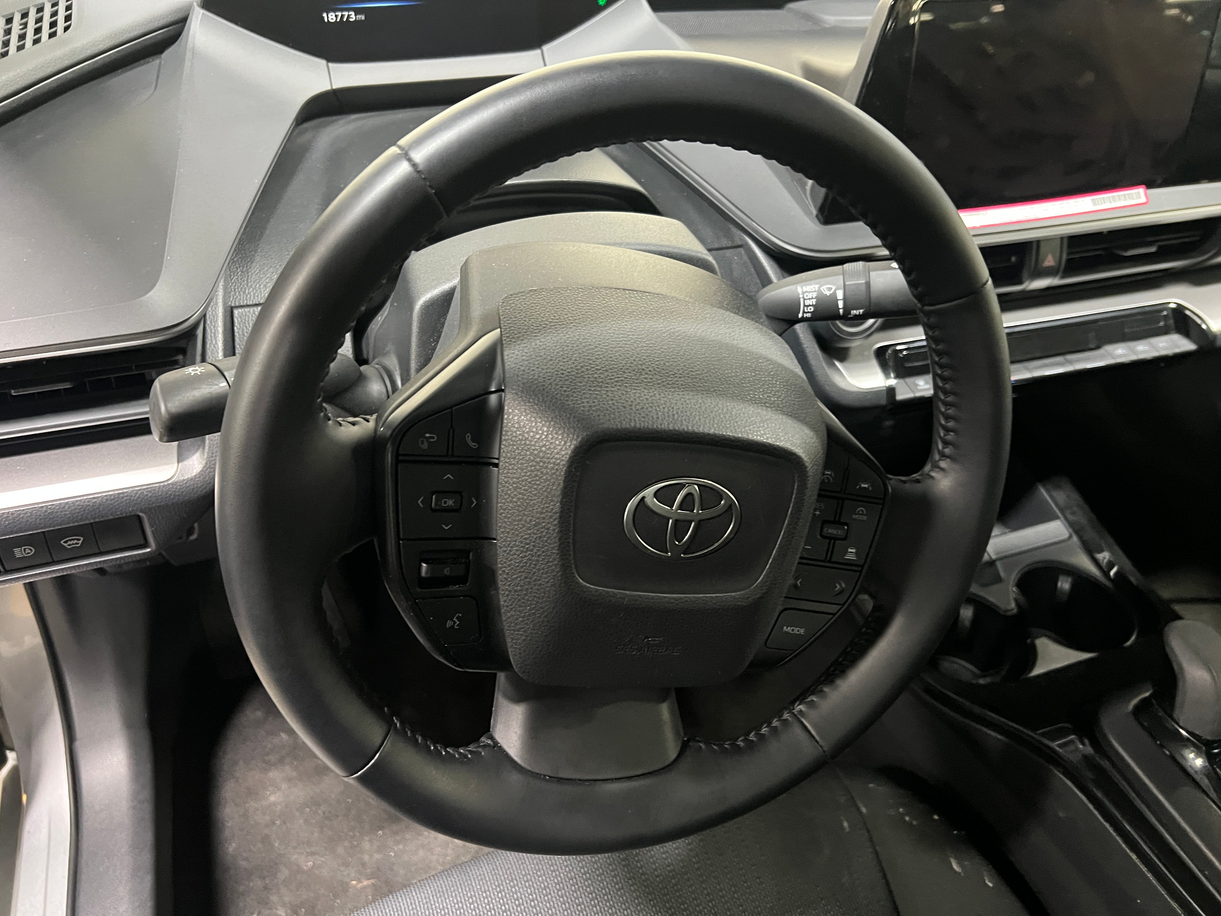 2024 Toyota Prius LE 5