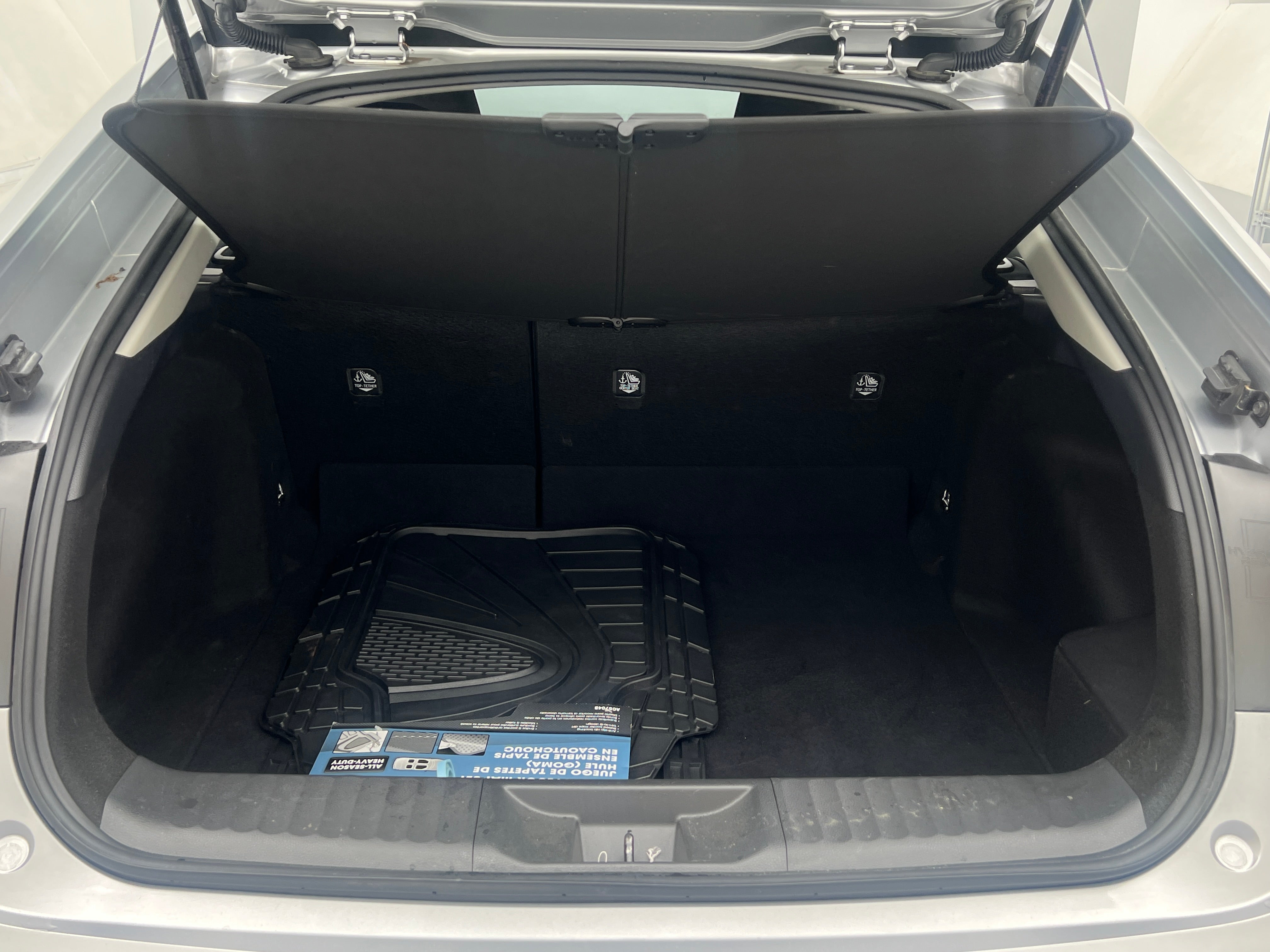 2024 Toyota Prius LE 7