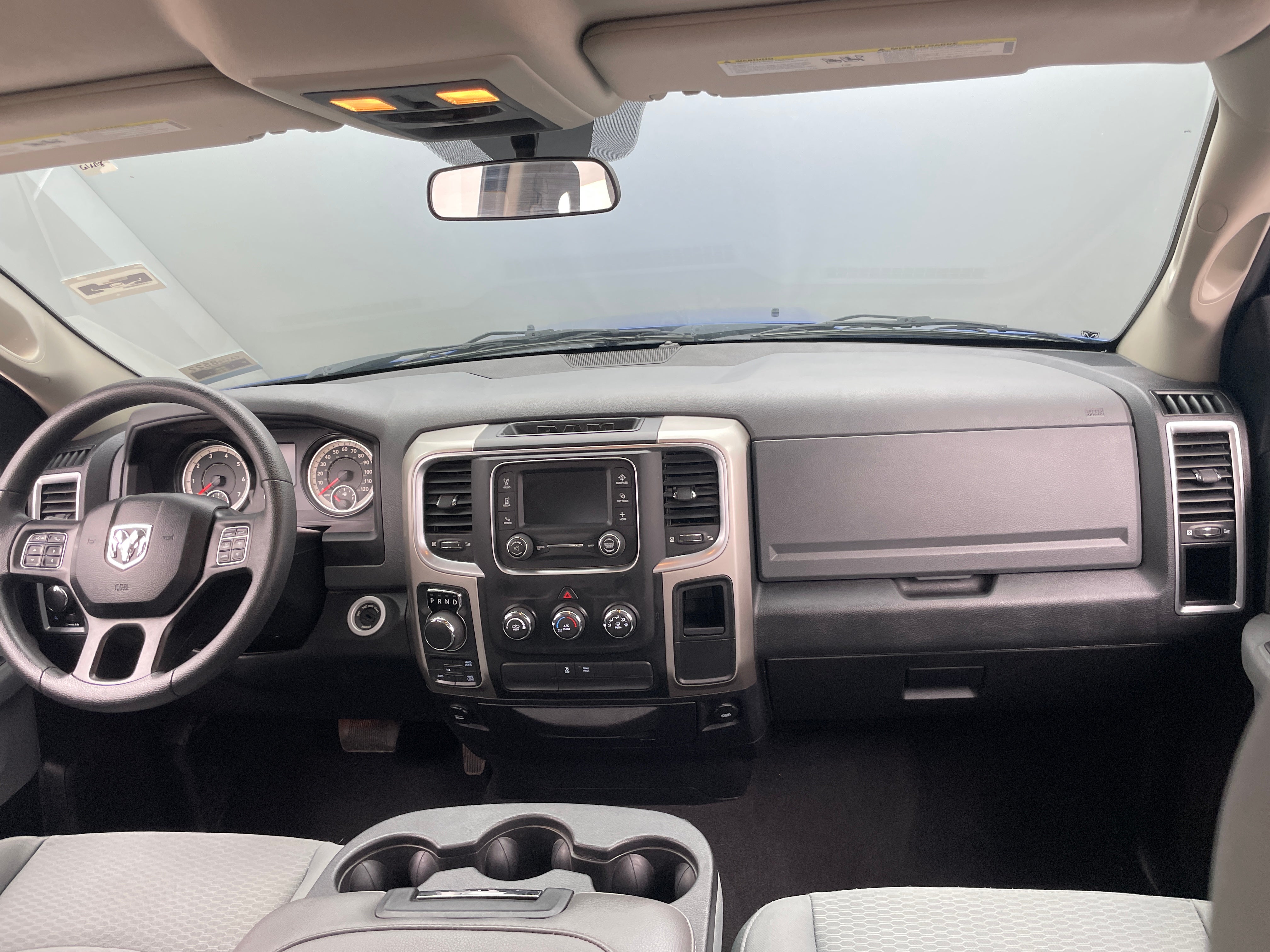 2017 RAM 1500 SLT 3