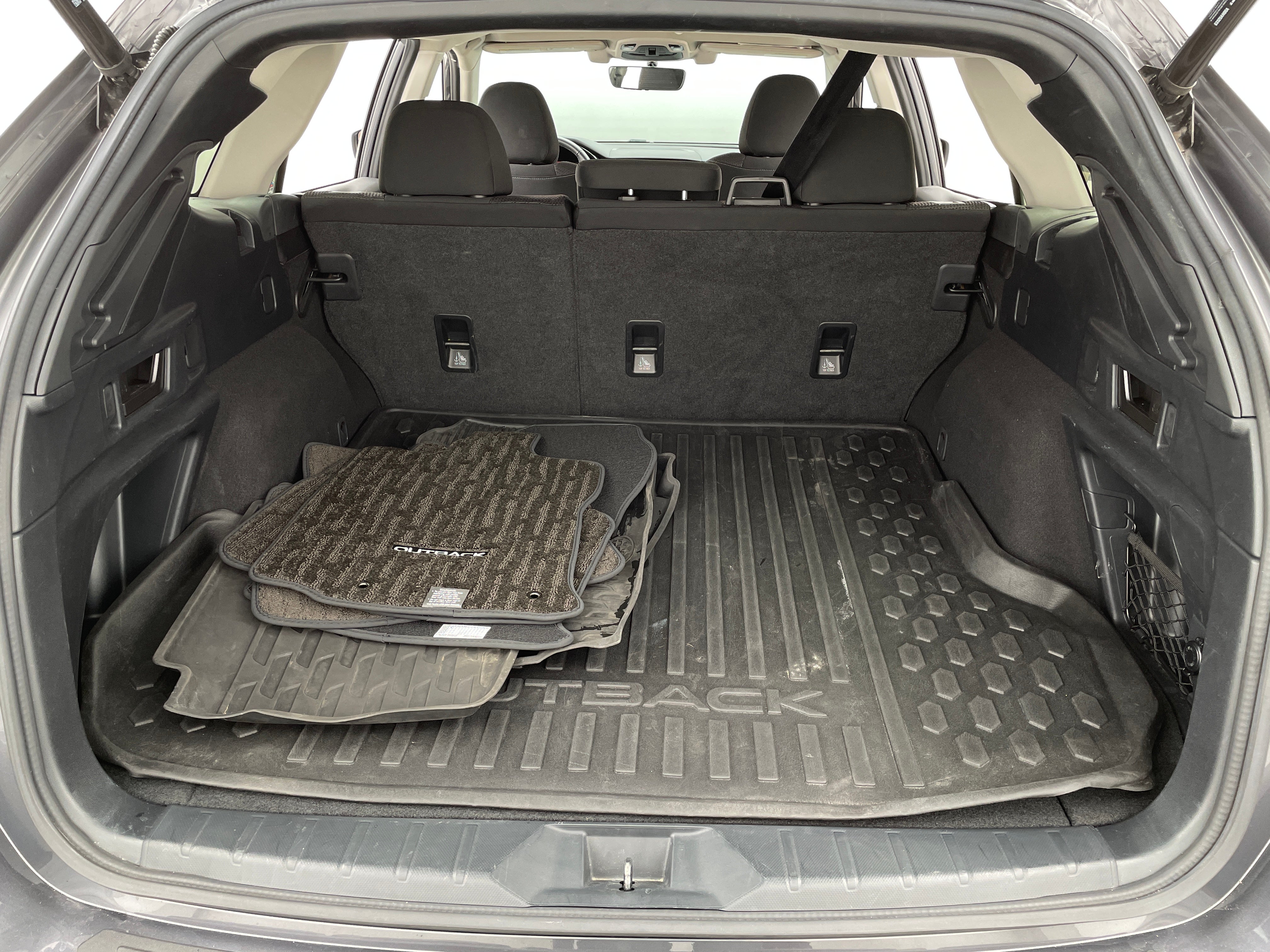 2020 Subaru Outback Premium 7