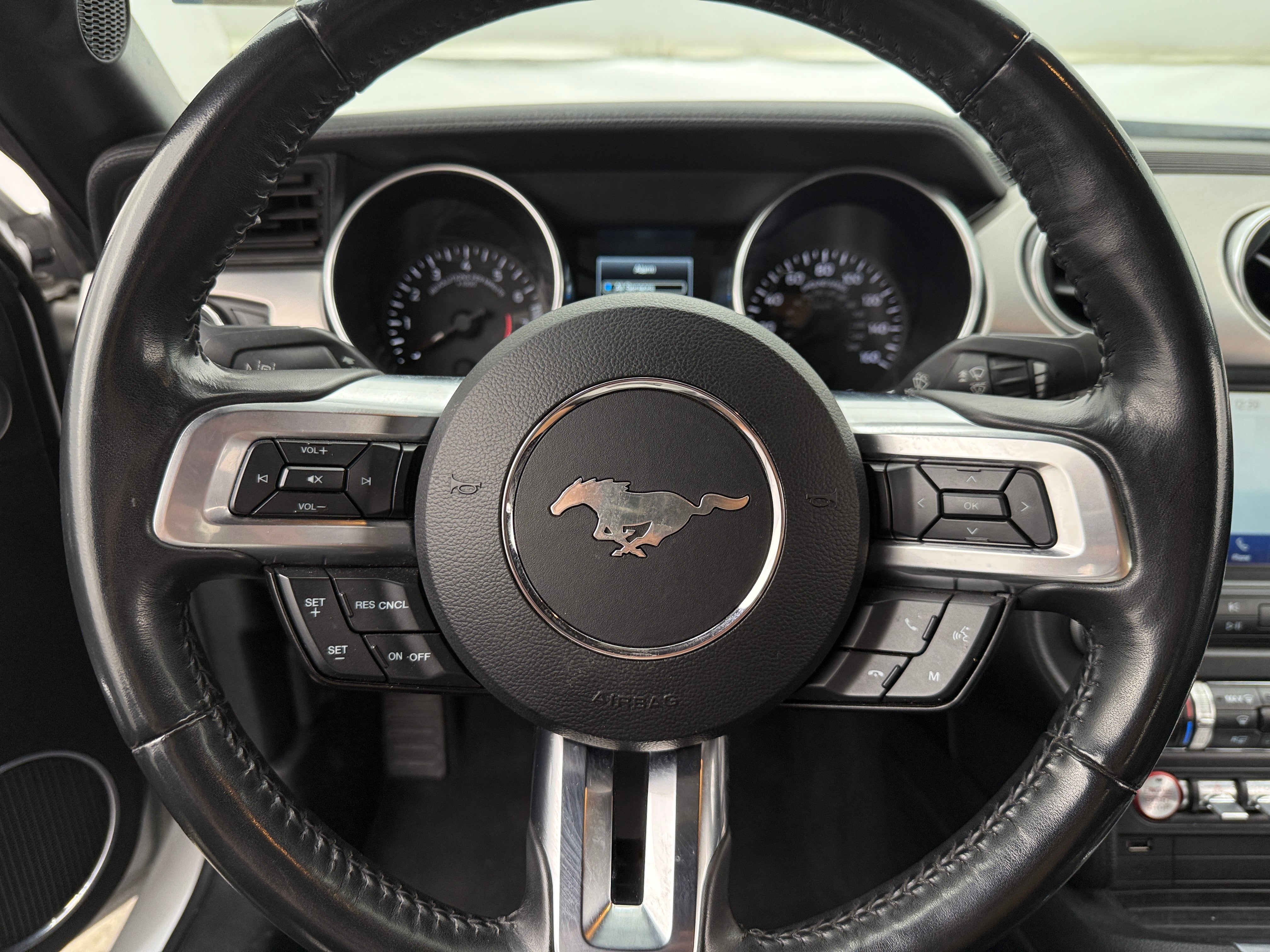 2022 Ford Mustang  5