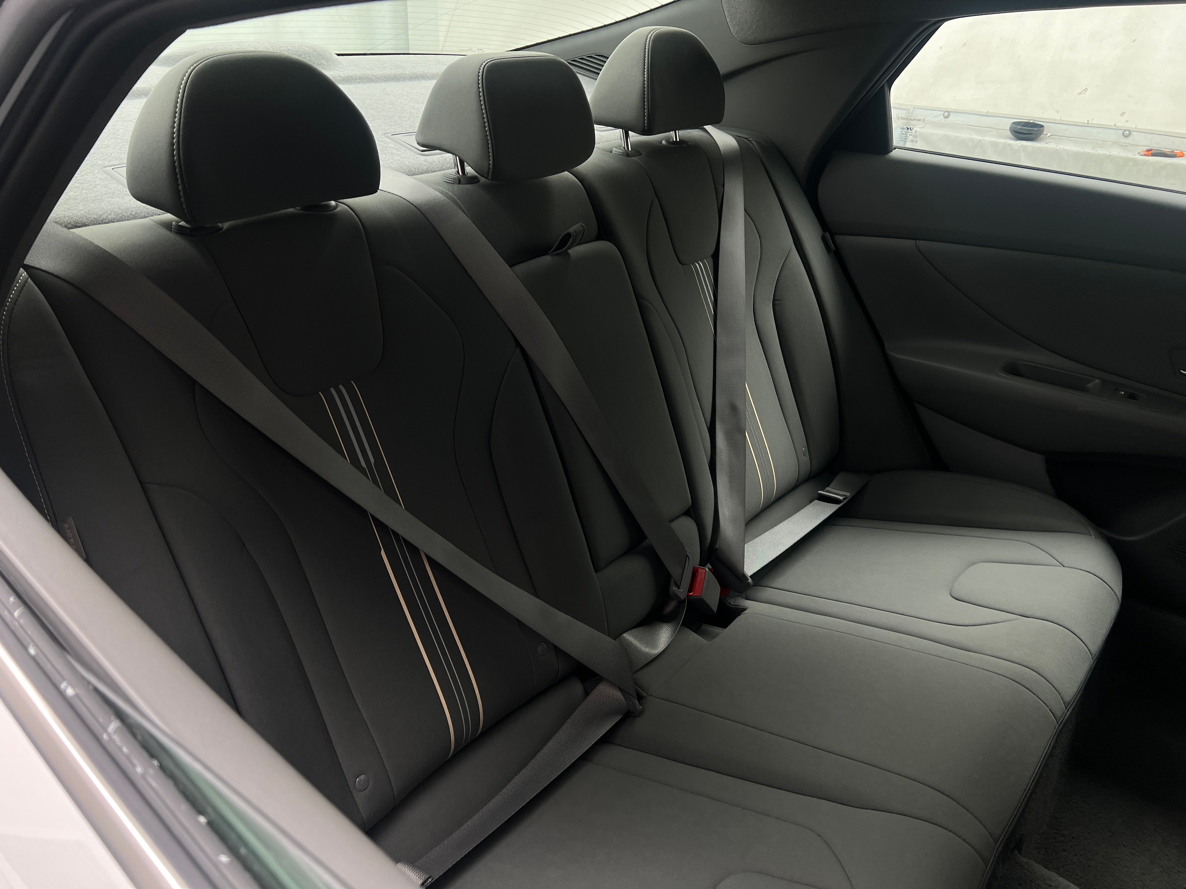 2025 Hyundai Elantra SEL 6