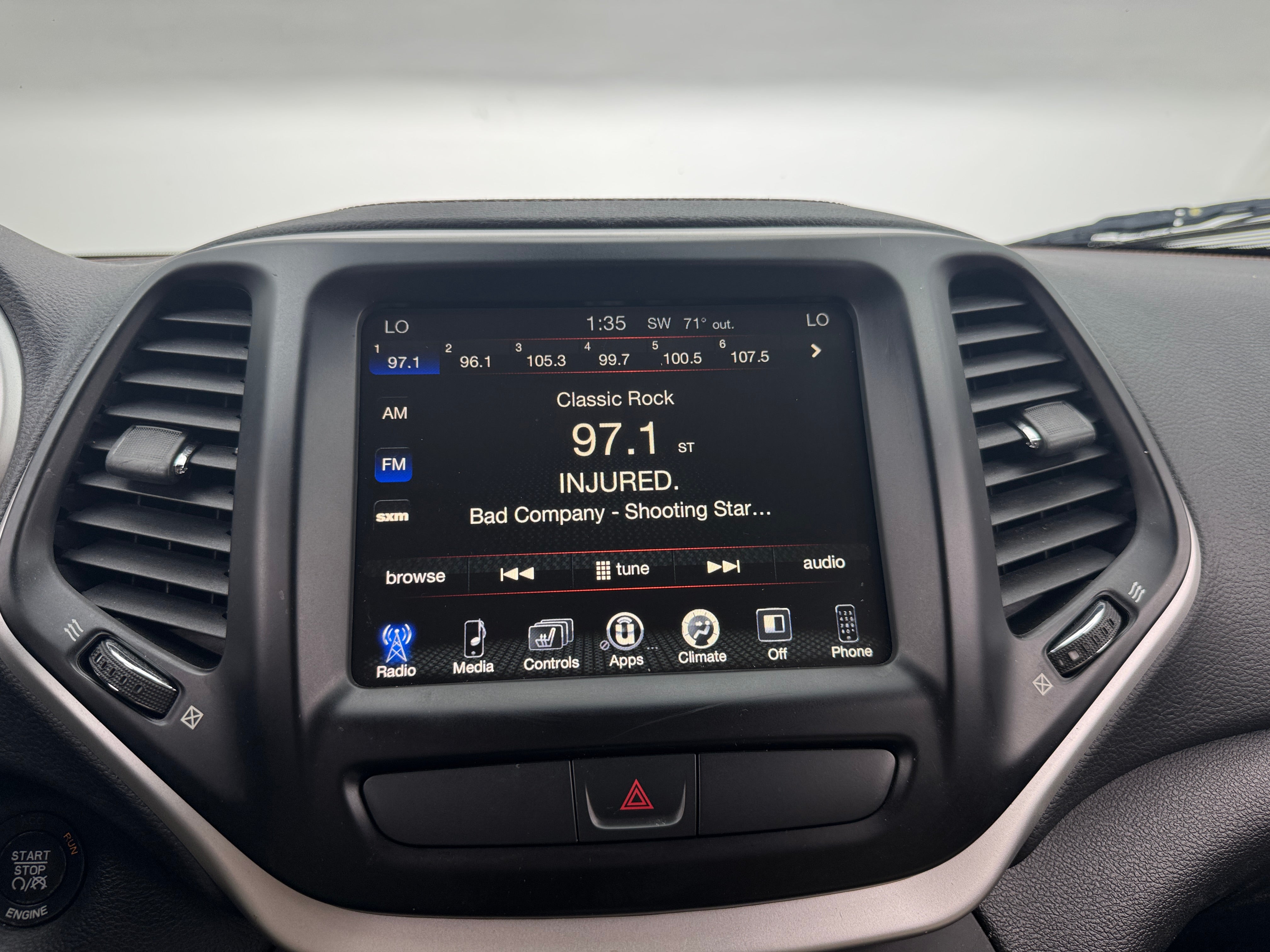 2016 Jeep Cherokee Limited Edition 3