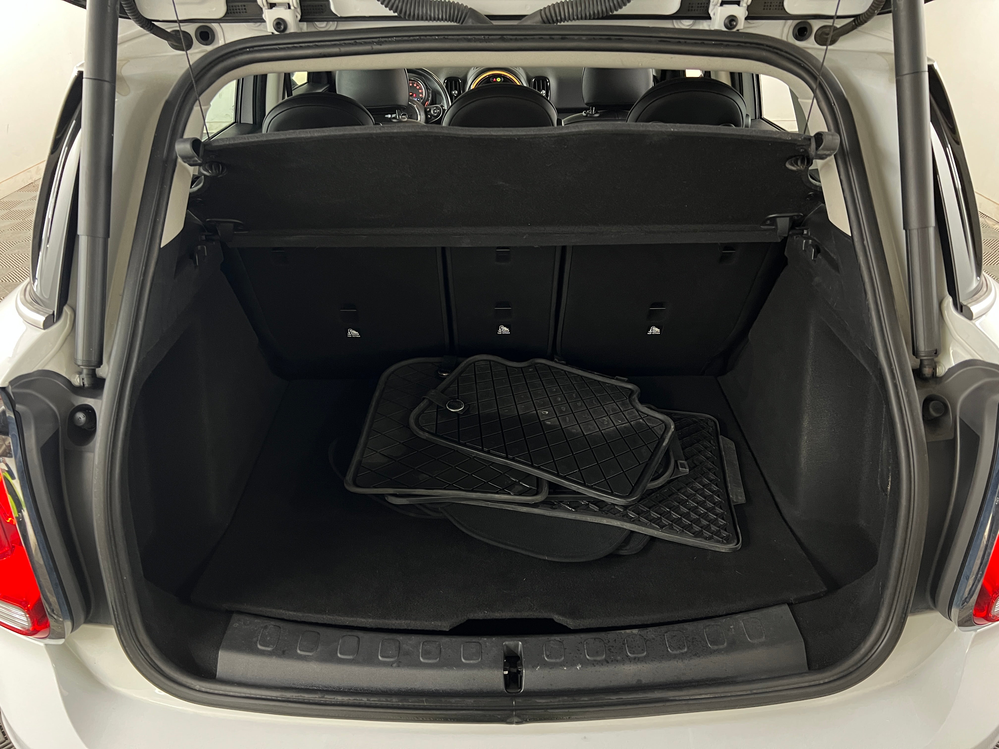 2020 MINI Cooper Countryman  6