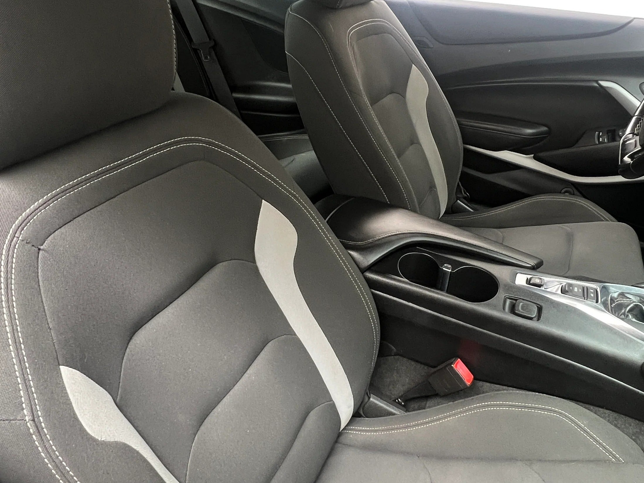 2020 Chevrolet Camaro LT 2