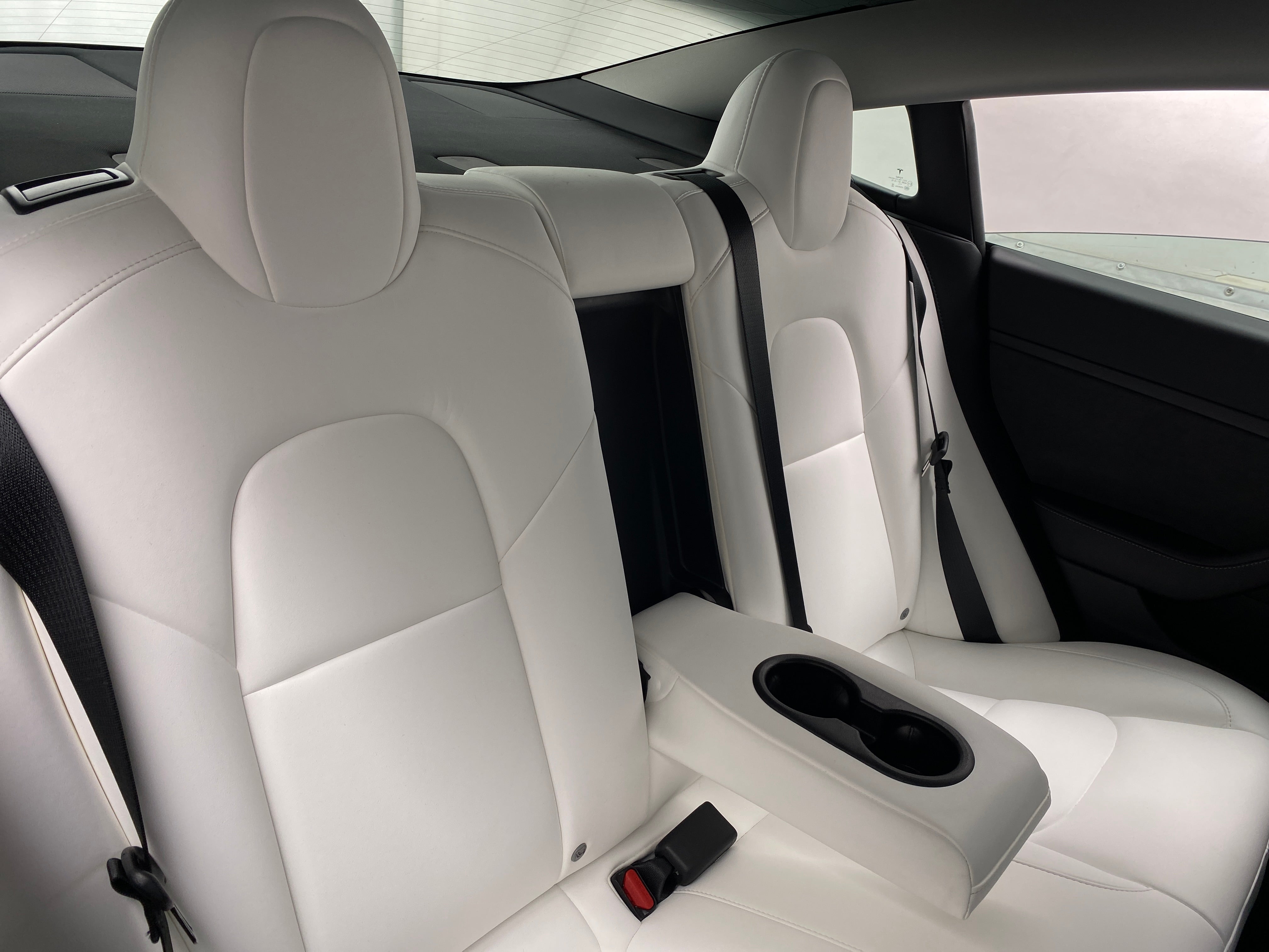 2022 Tesla Model 3 Standard Range 5