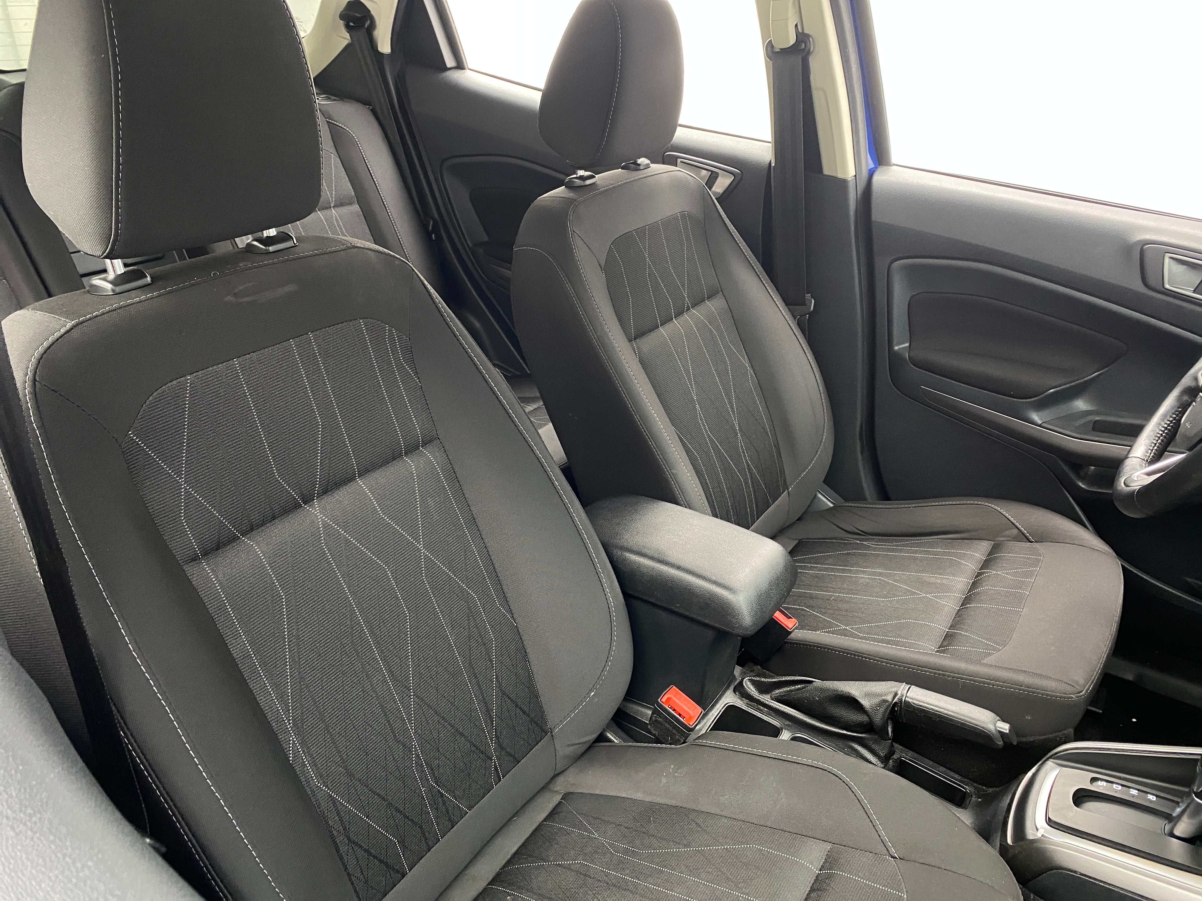 2020 Ford EcoSport SE 2