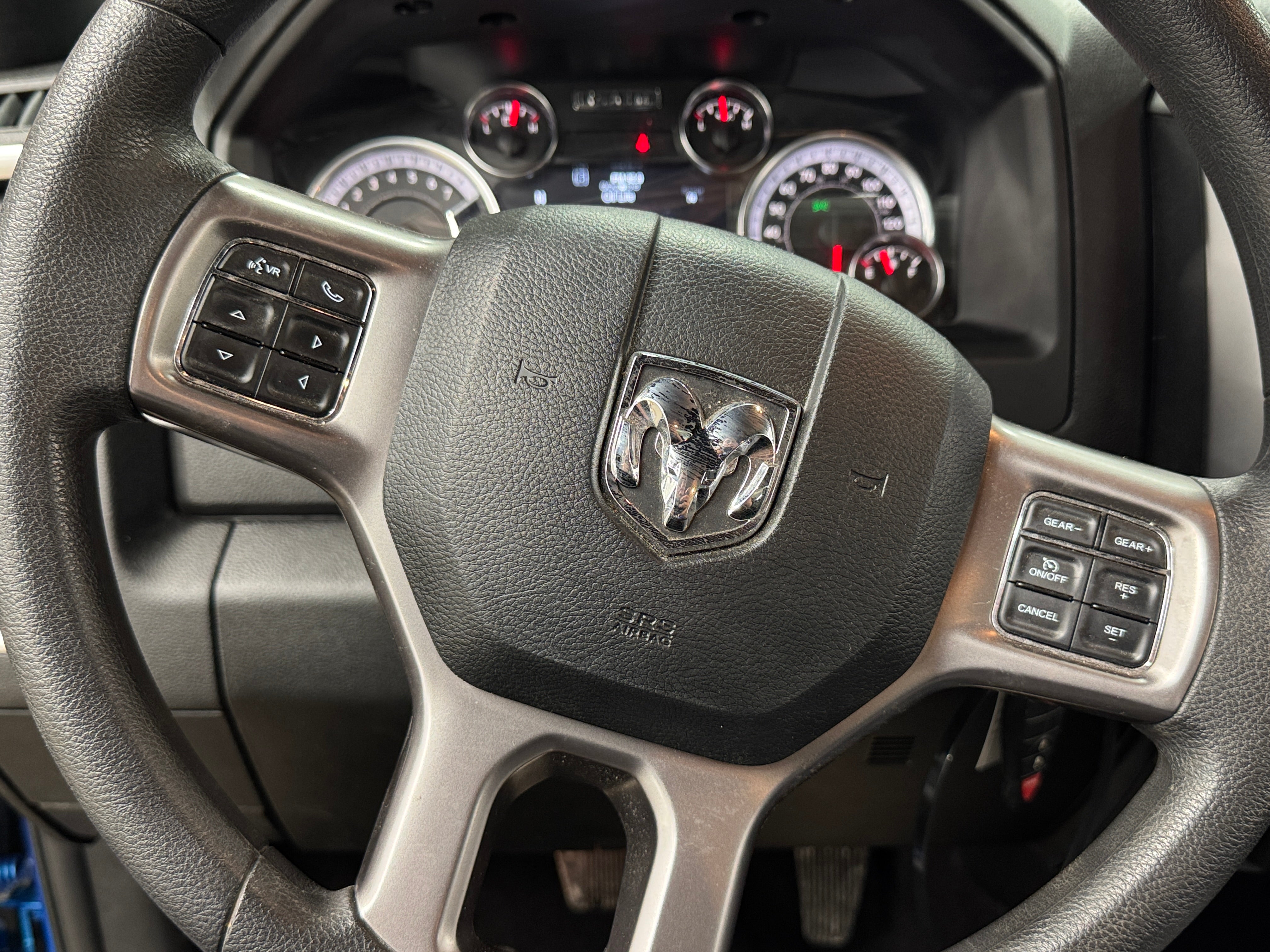2022 RAM 1500 Classic Warlock 5