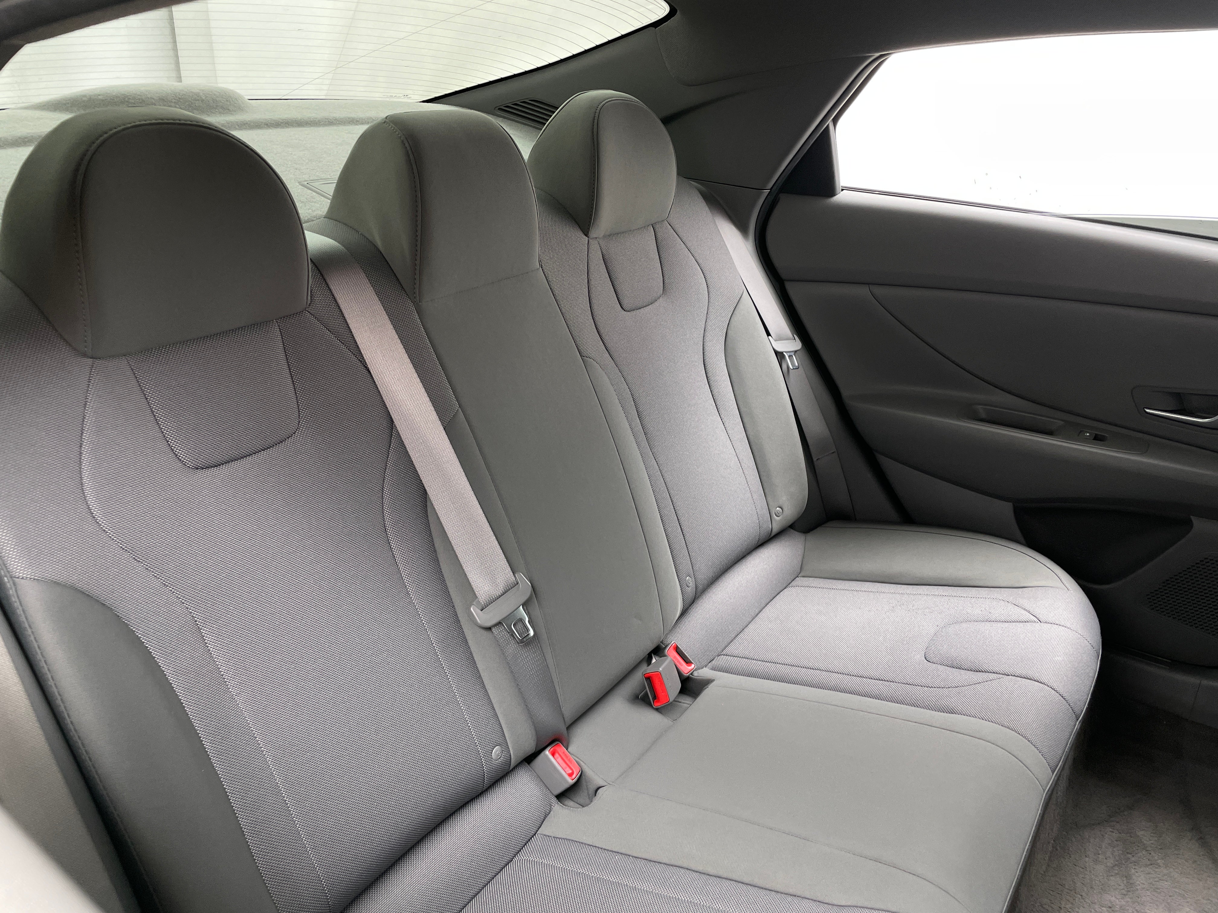 2023 Hyundai Elantra SE 6