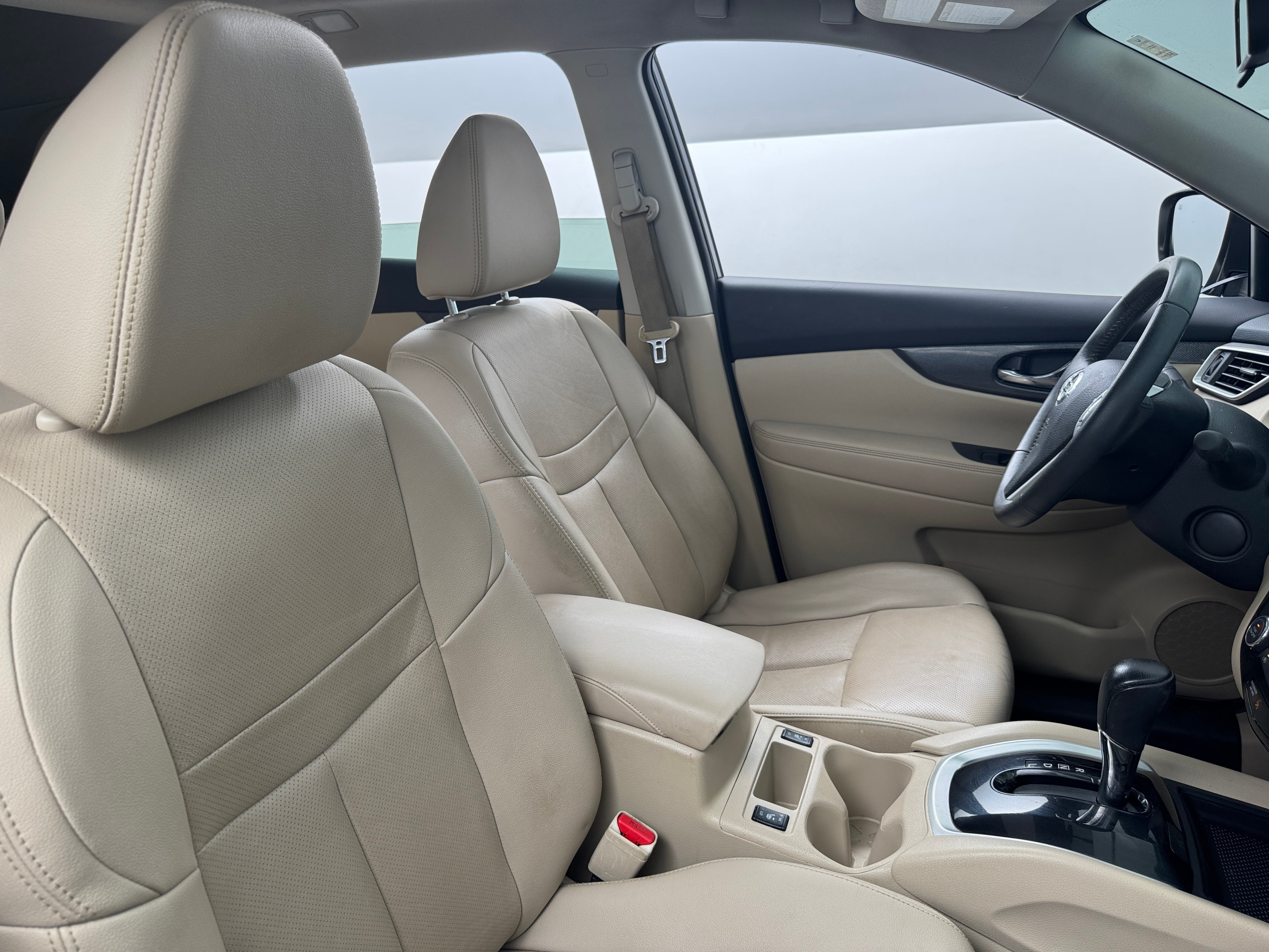2016 Nissan Rogue SL 2