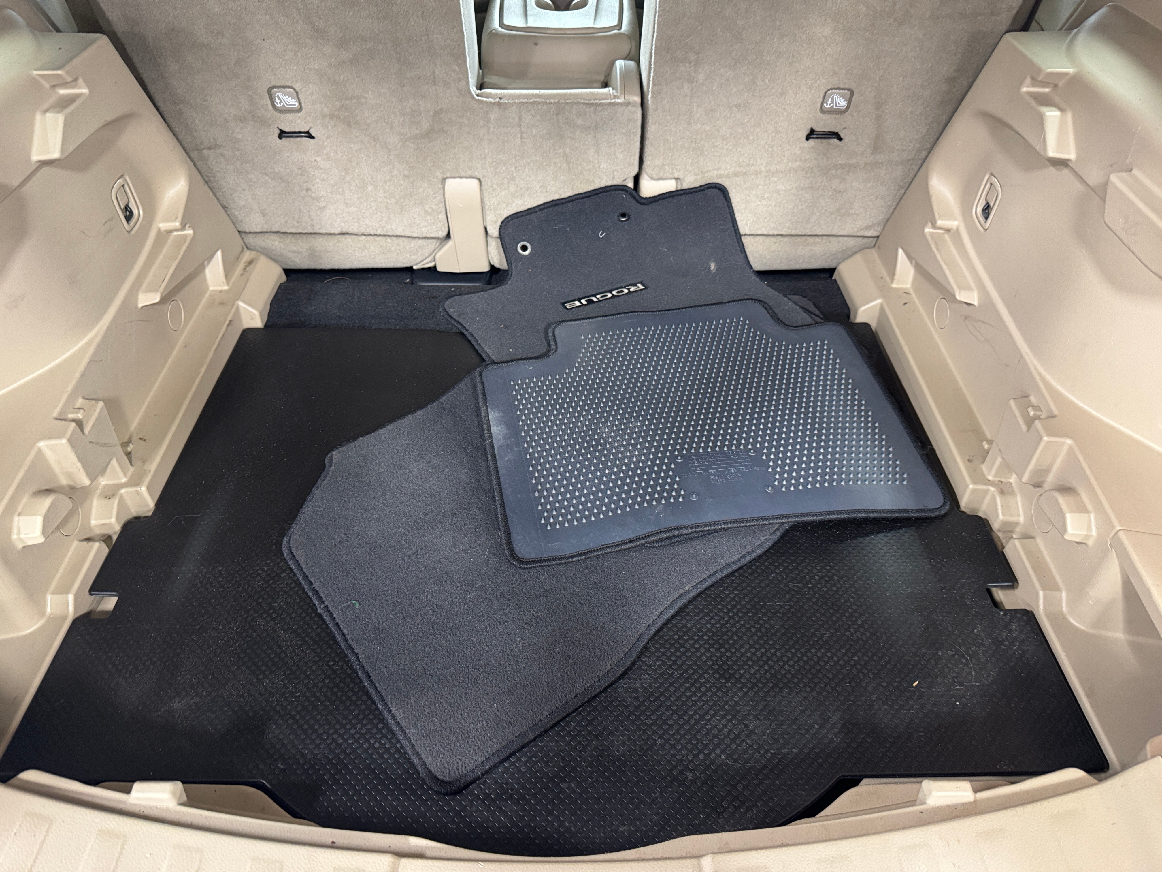 2016 Nissan Rogue SL 7
