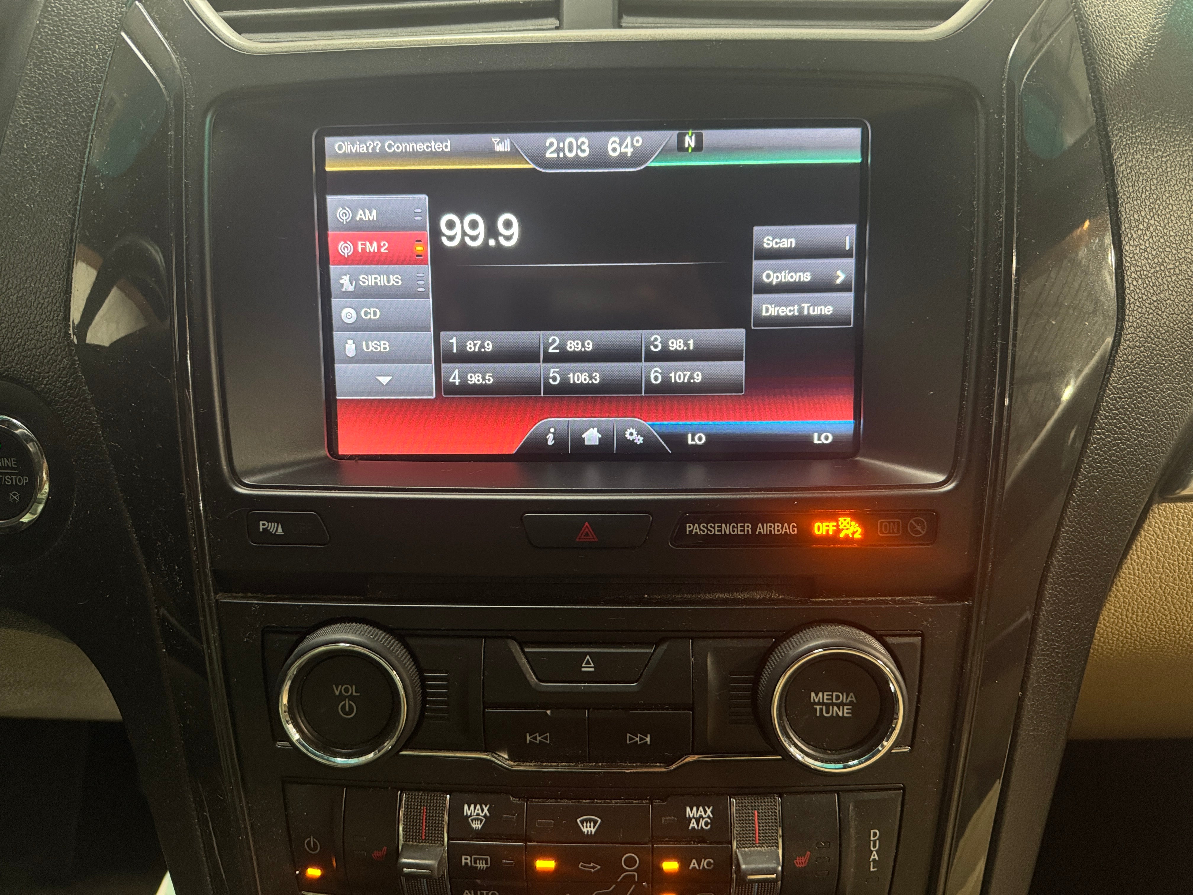 2016 Ford Explorer XLT 3
