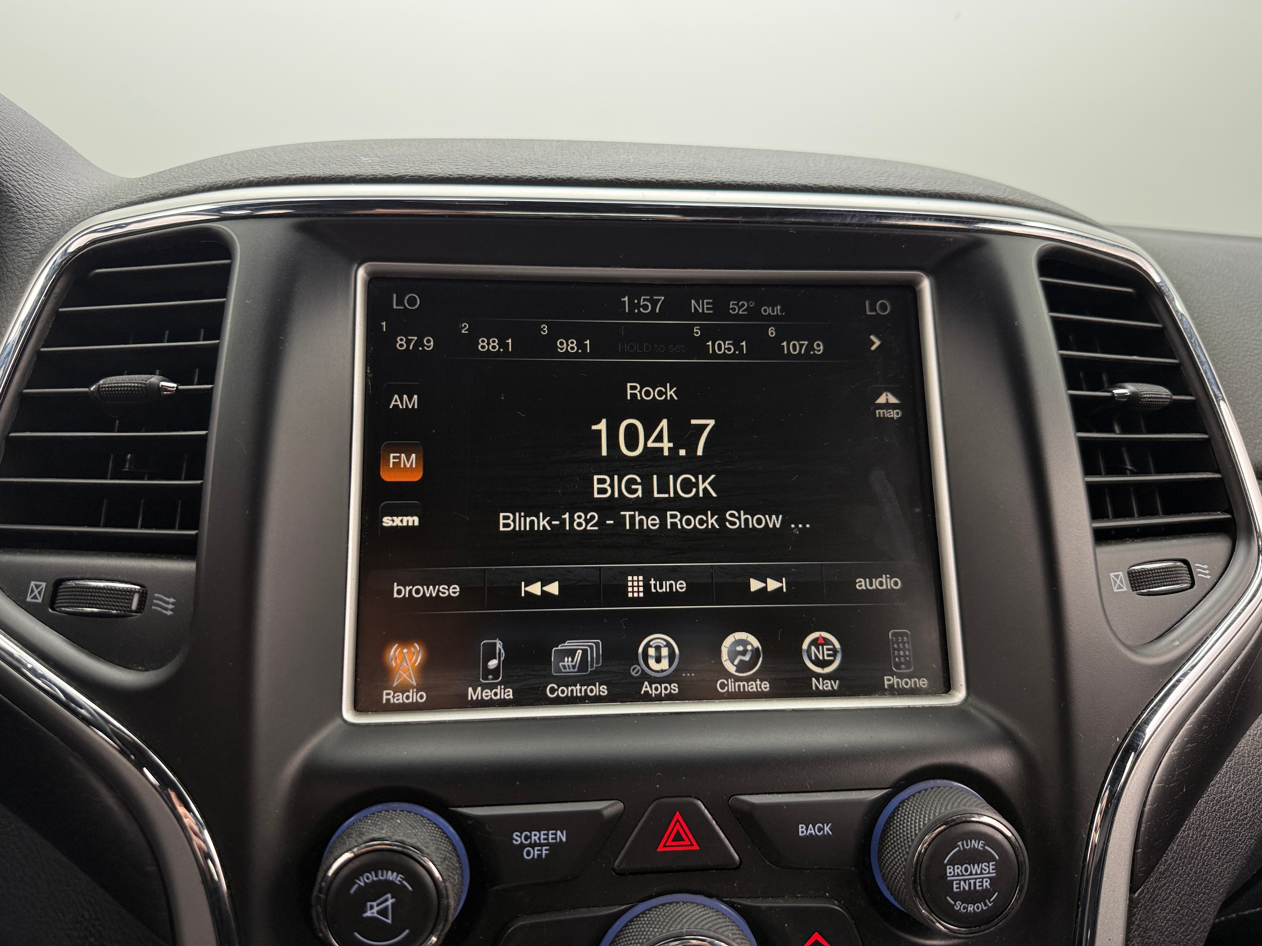 2015 Jeep Grand Cherokee Altitude 3