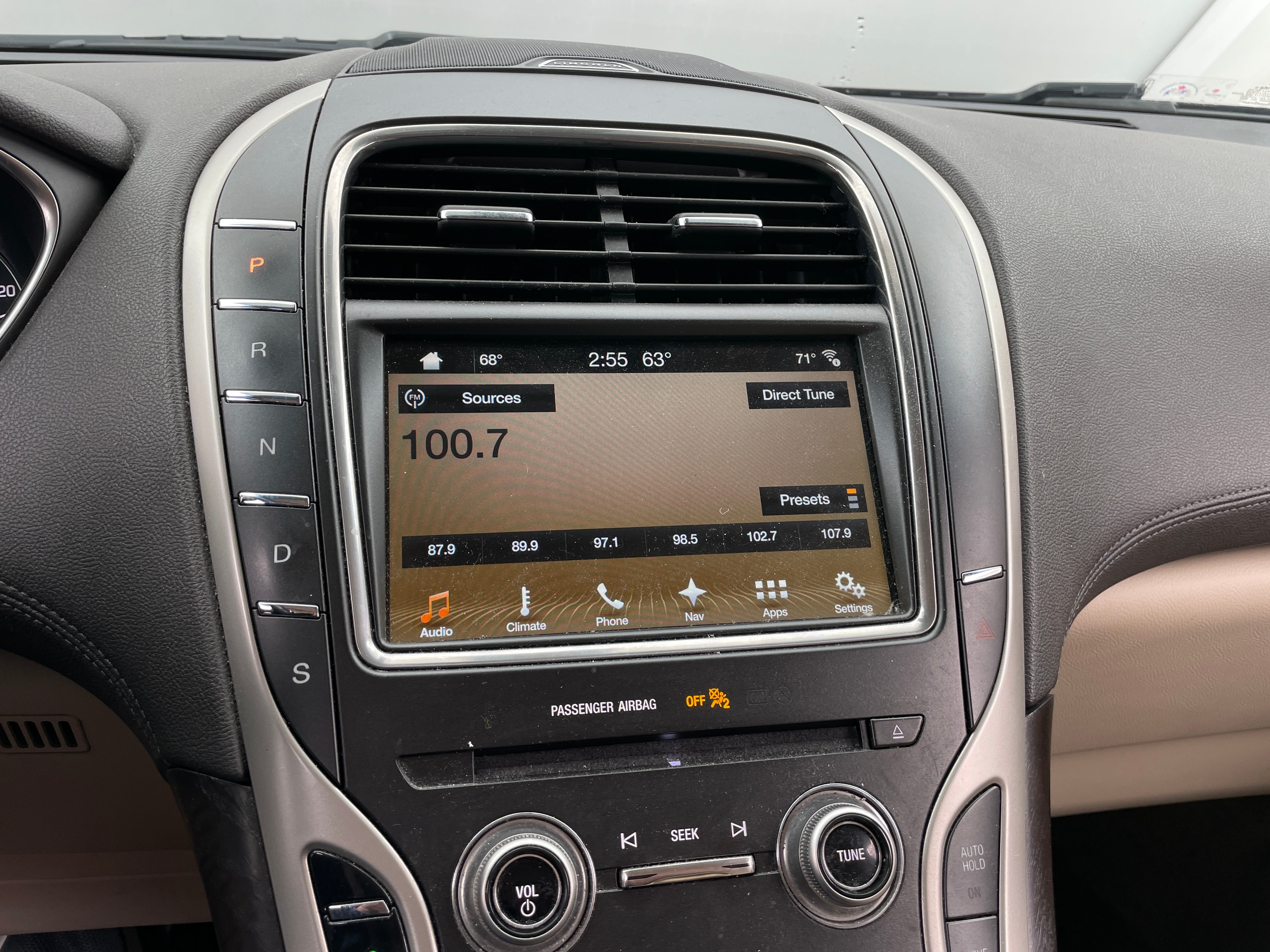 2017 Lincoln MKX Reserve 3