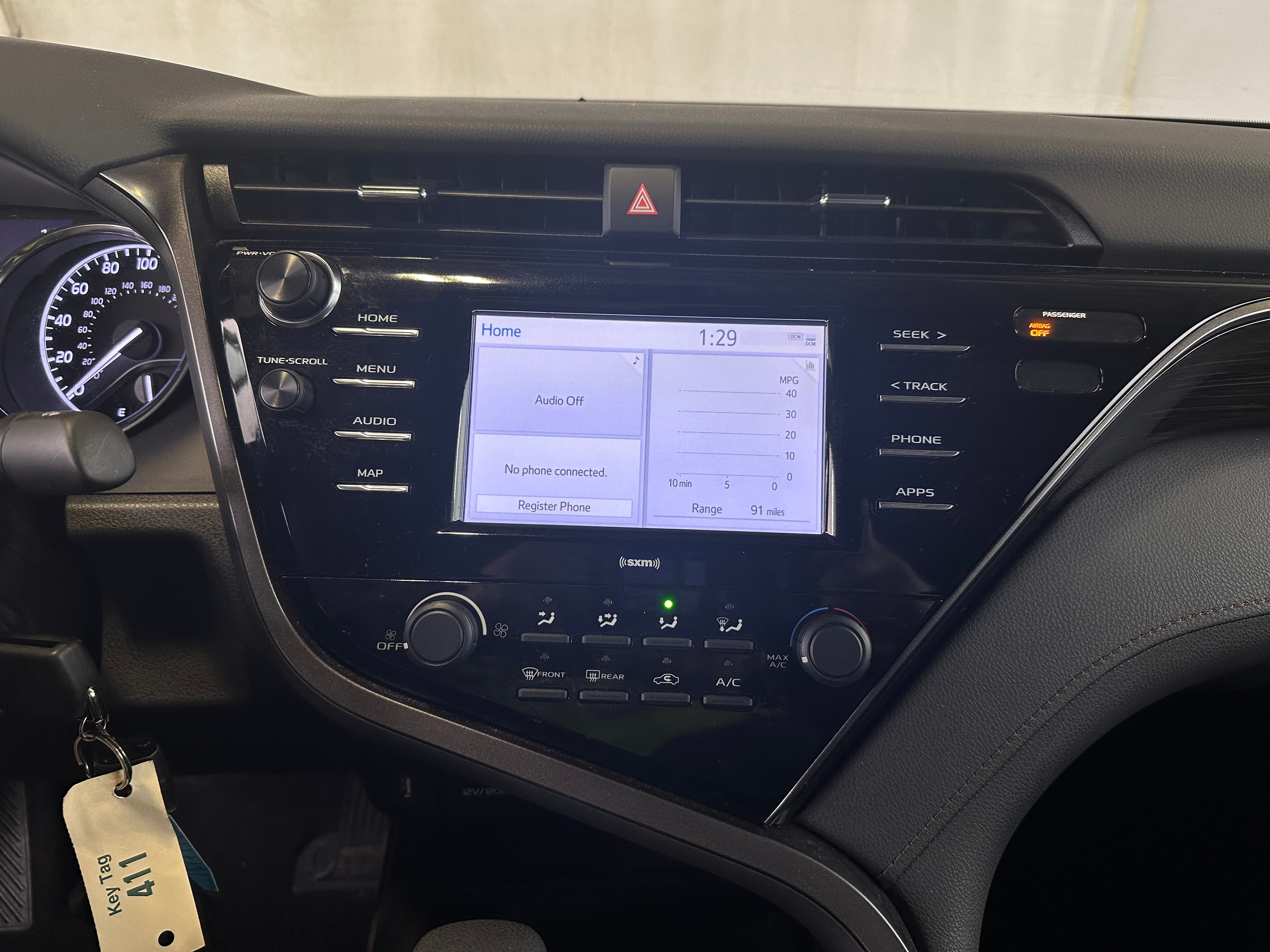 2020 Toyota Camry LE 4