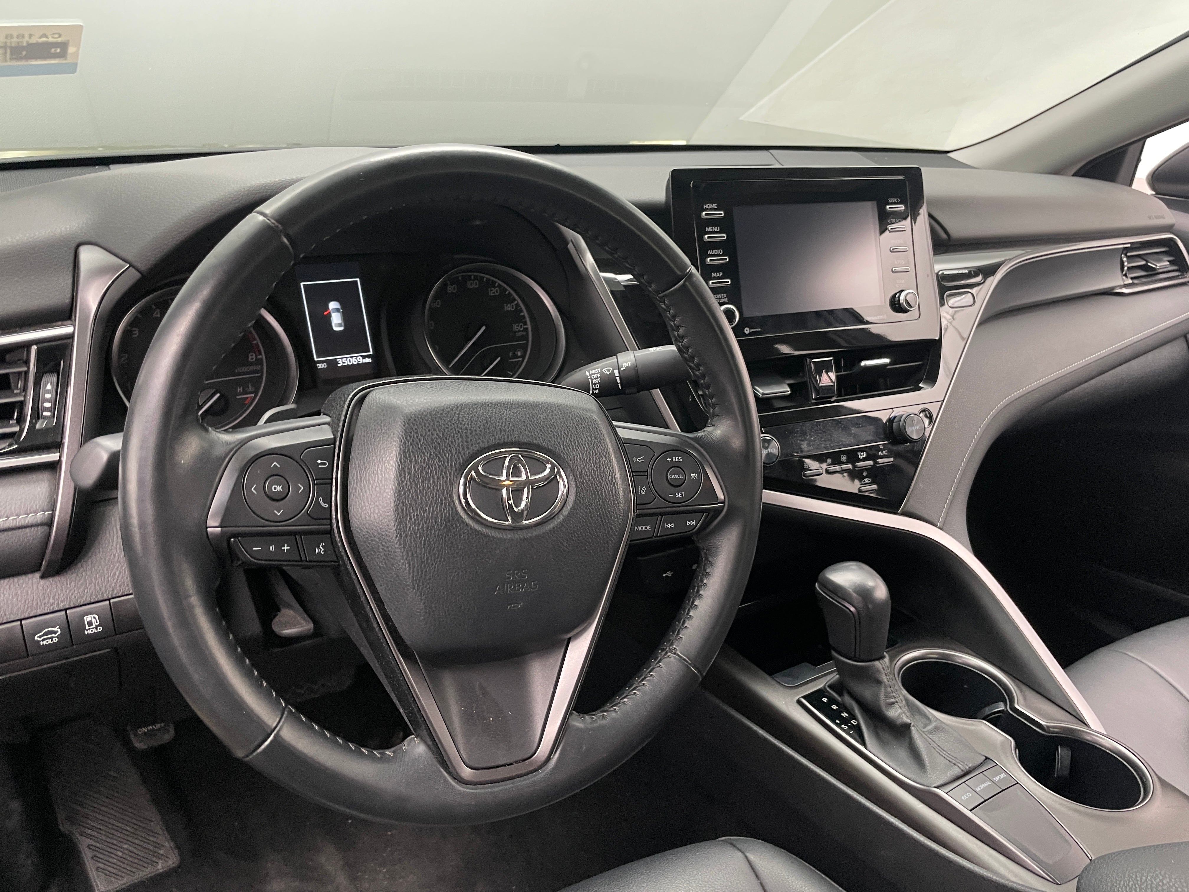 2023 Toyota Camry SE 4