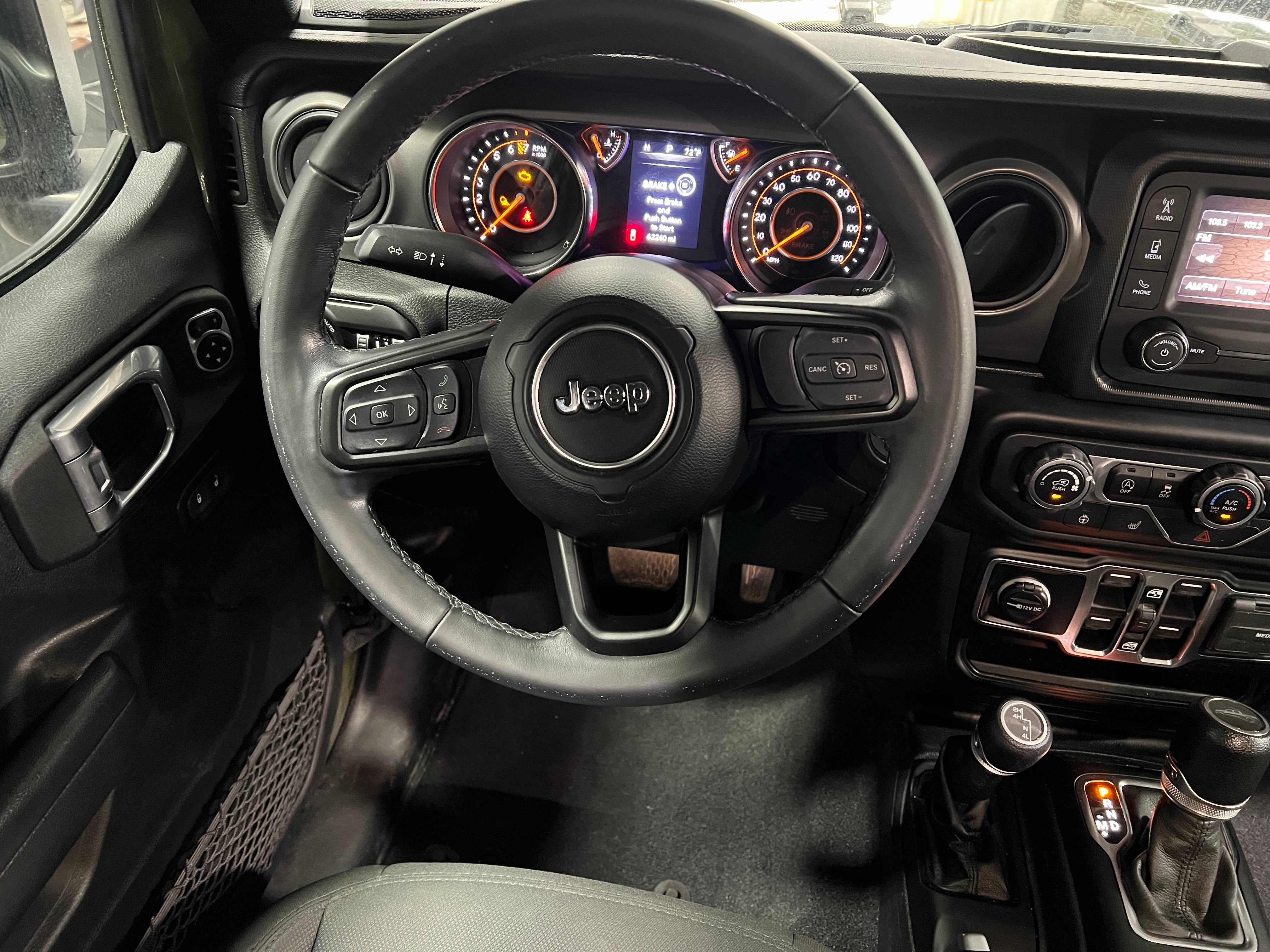 2021 Jeep Gladiator Willys 5