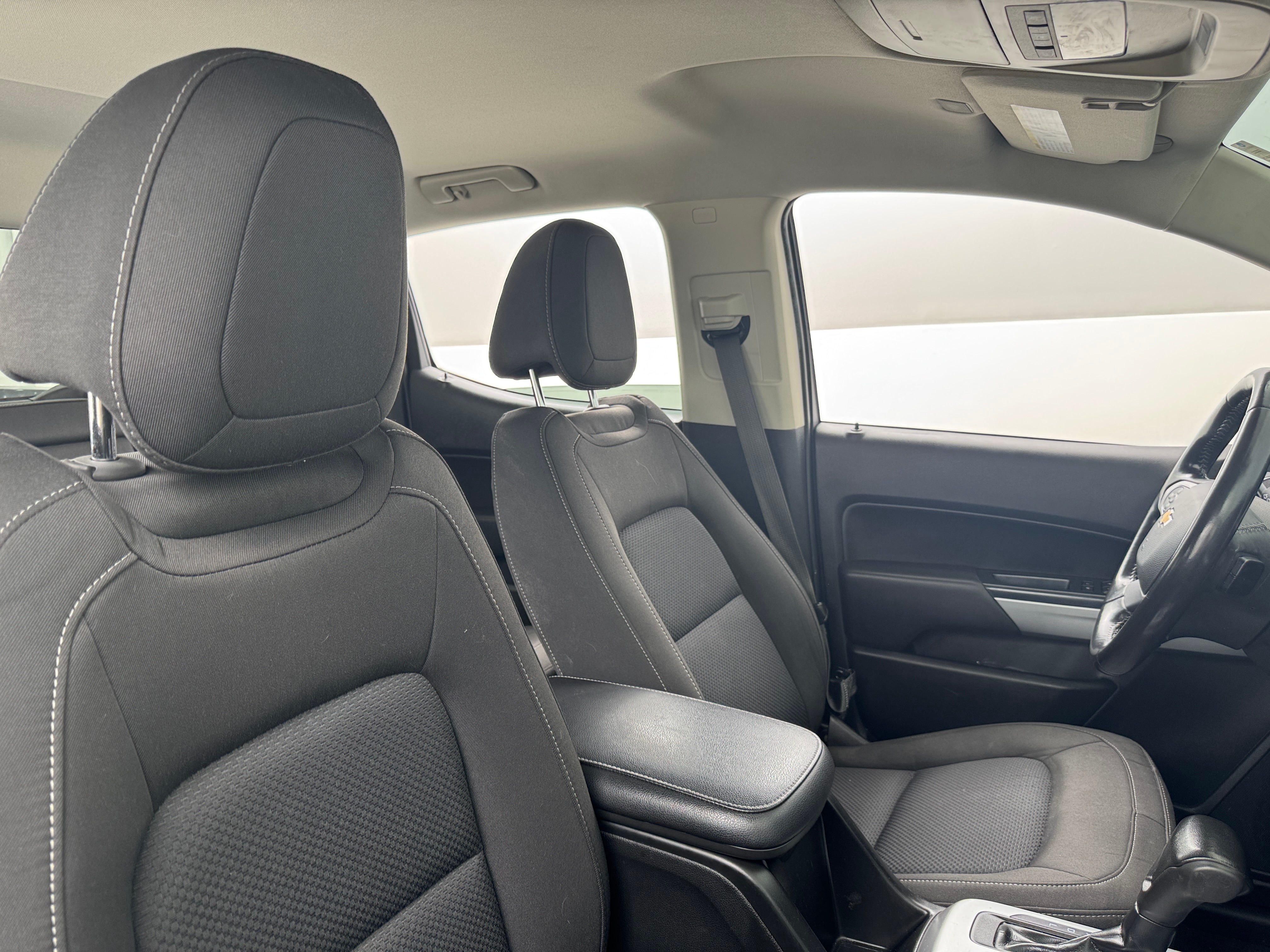 2021 Chevrolet Colorado LT 2