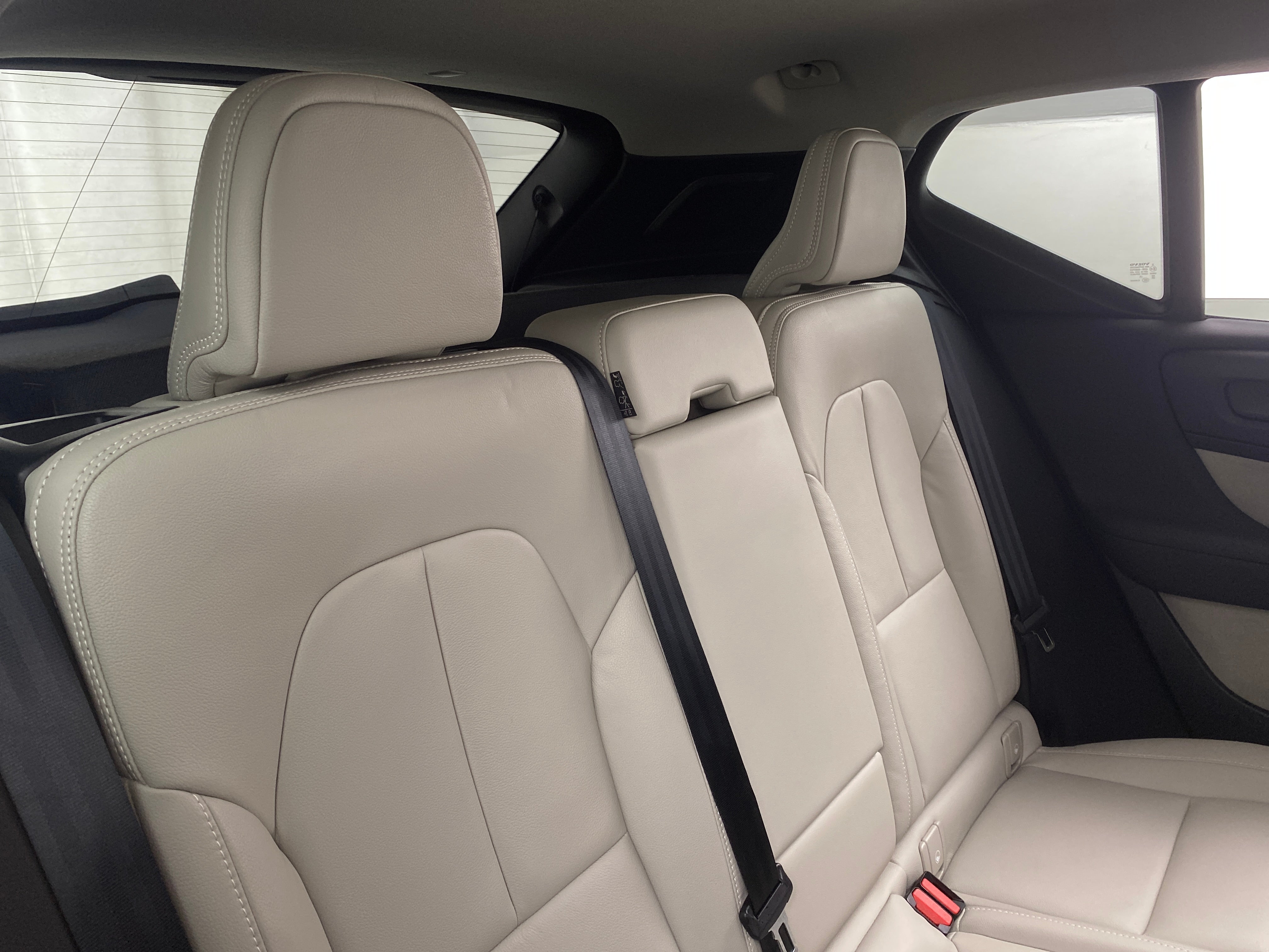2020 Volvo XC40 T5 Momentum 5