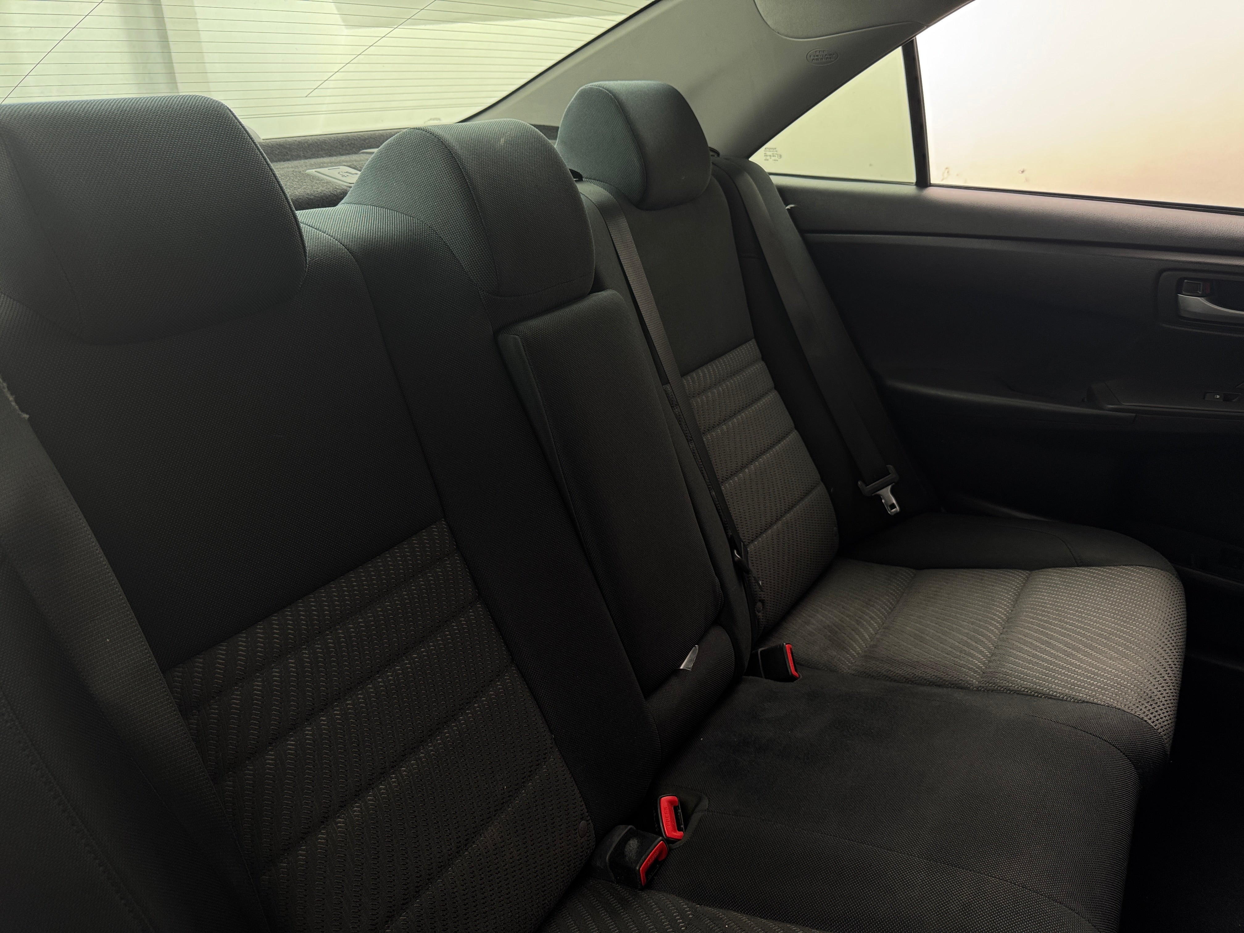2015 Toyota Camry LE 6
