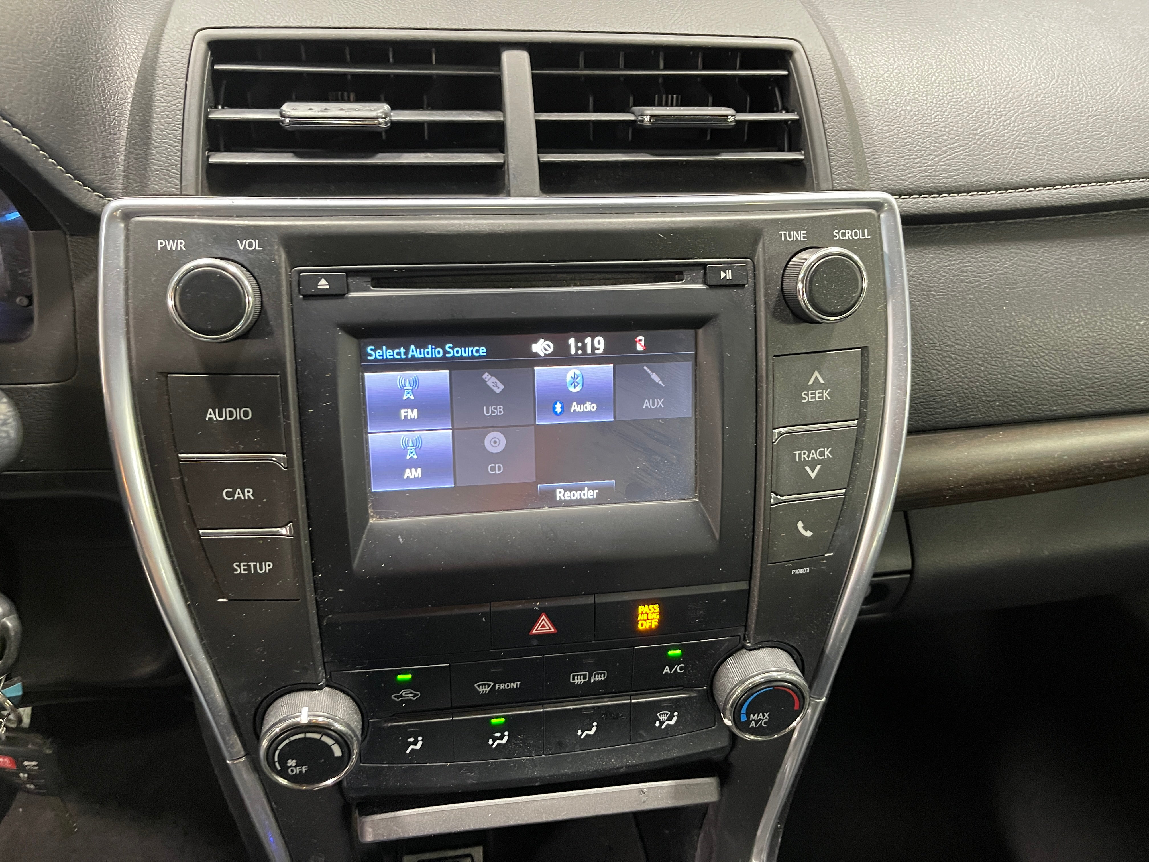 2015 Toyota Camry LE 4