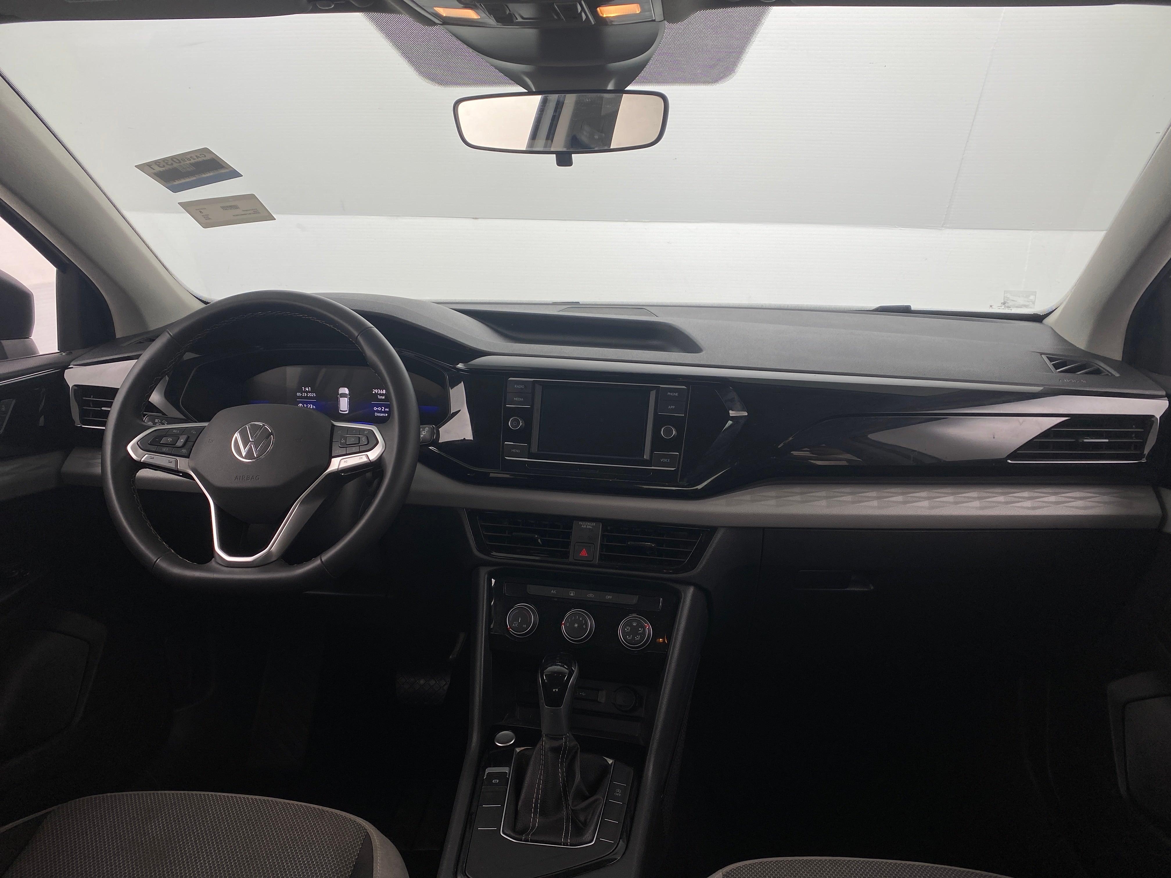 2024 Volkswagen Taos S 3