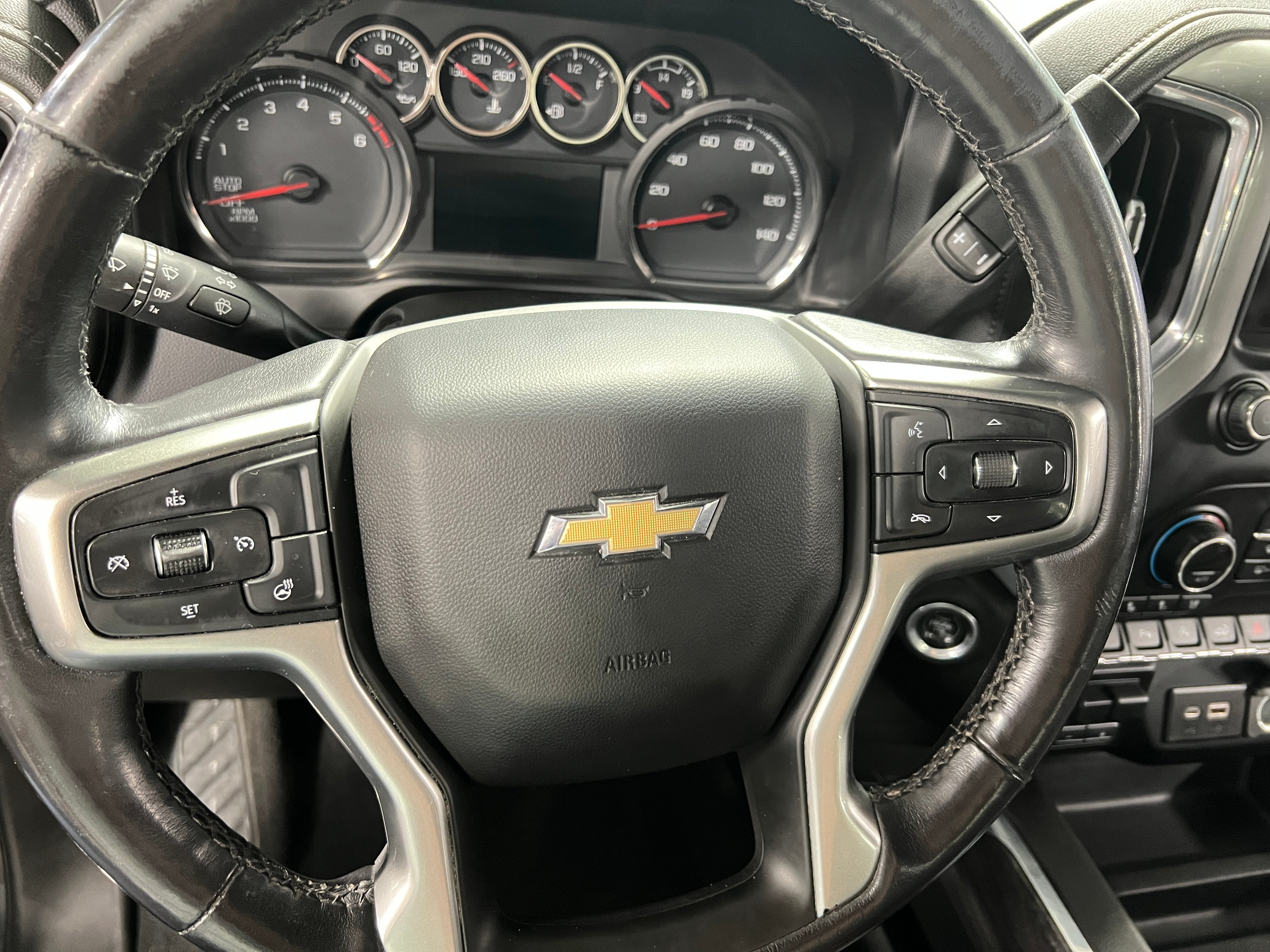 2021 Chevrolet Silverado 1500 LTZ 4