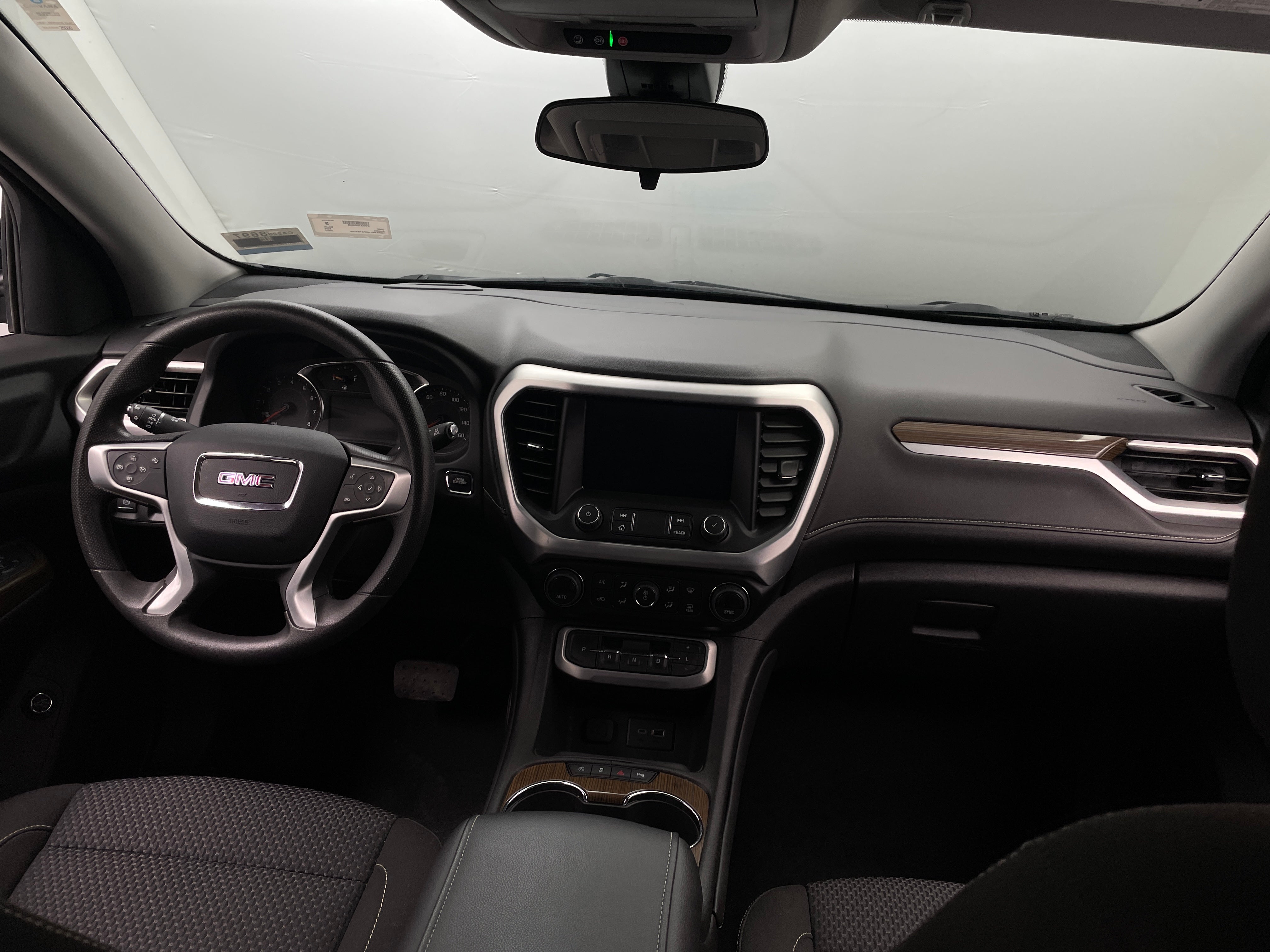 2023 GMC Acadia SLE 3