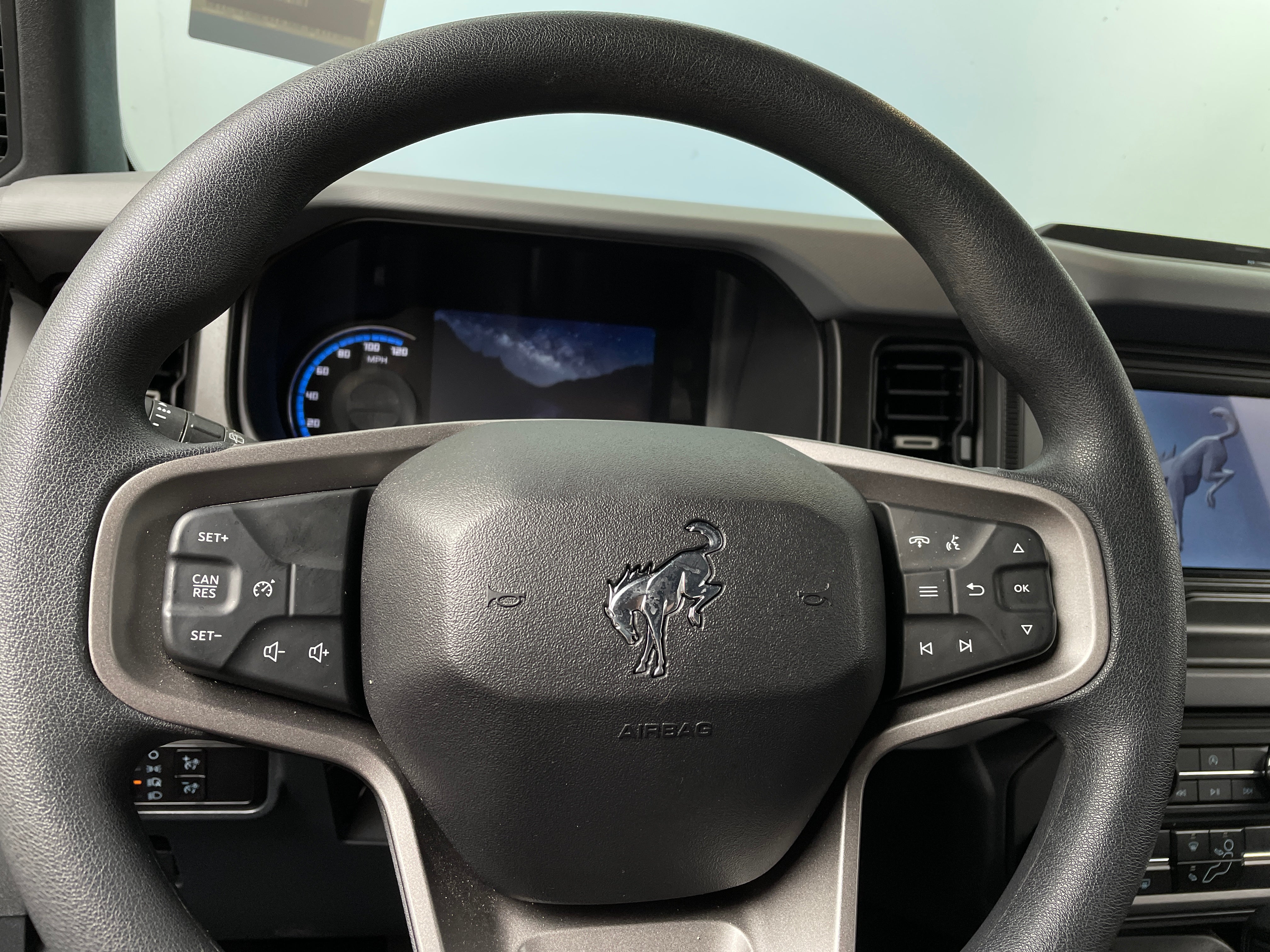 2023 Ford Bronco Base 5