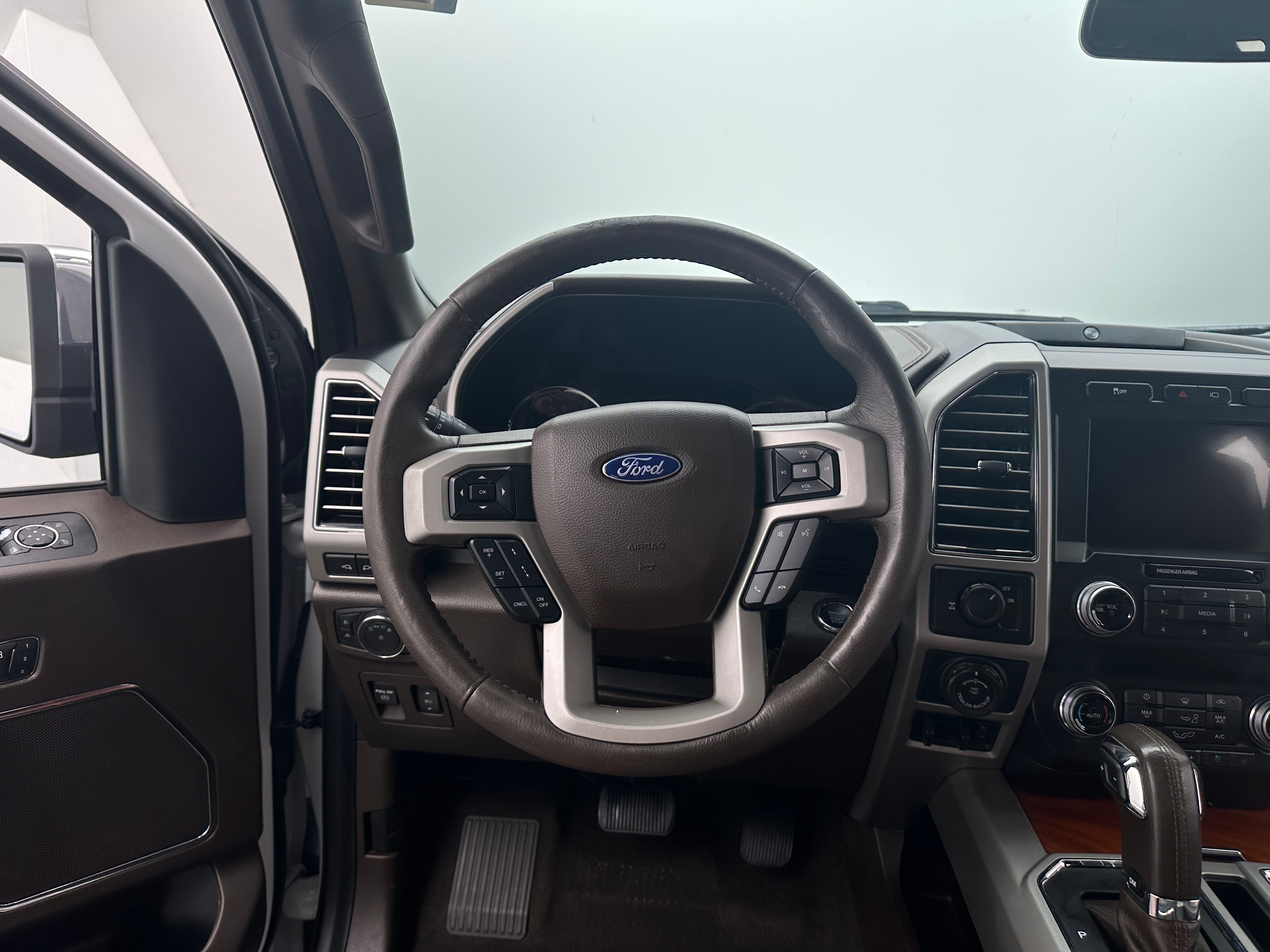 2019 Ford Econoline E-150 4