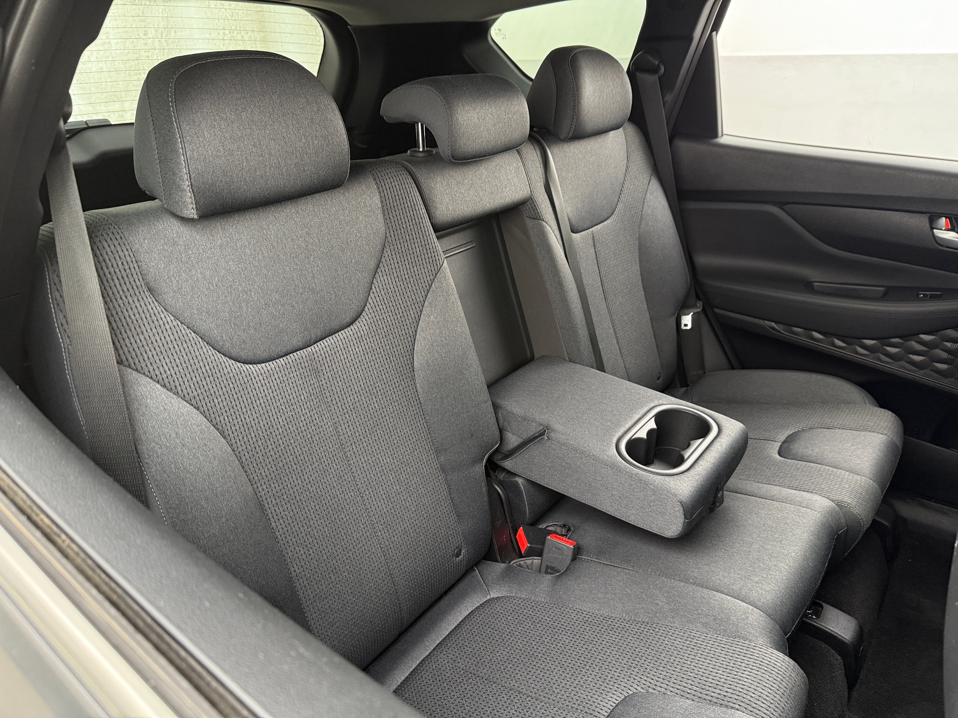 2019 Hyundai Santa Fe SE 6