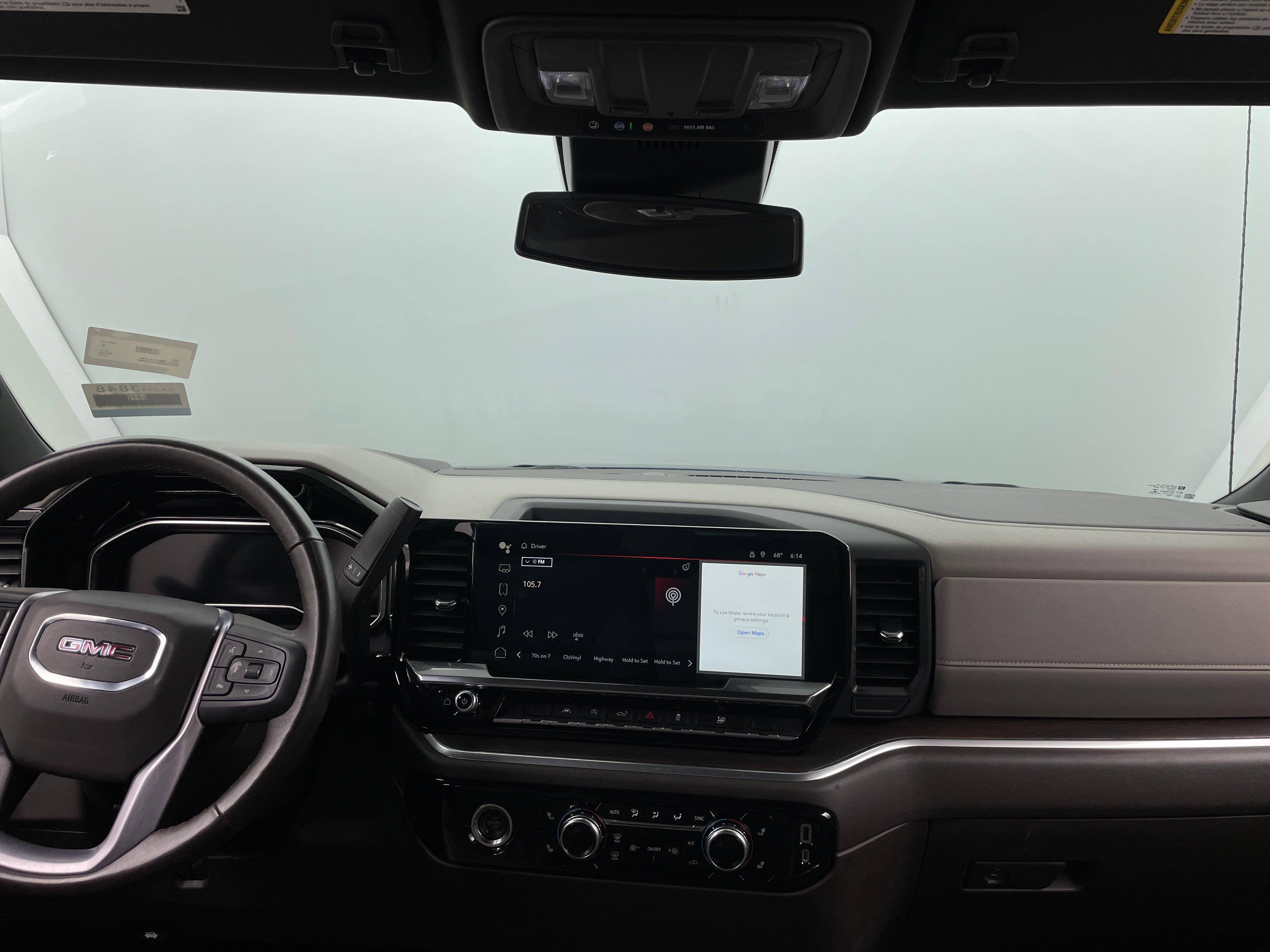 2022 GMC Sierra 1500 SLT 2