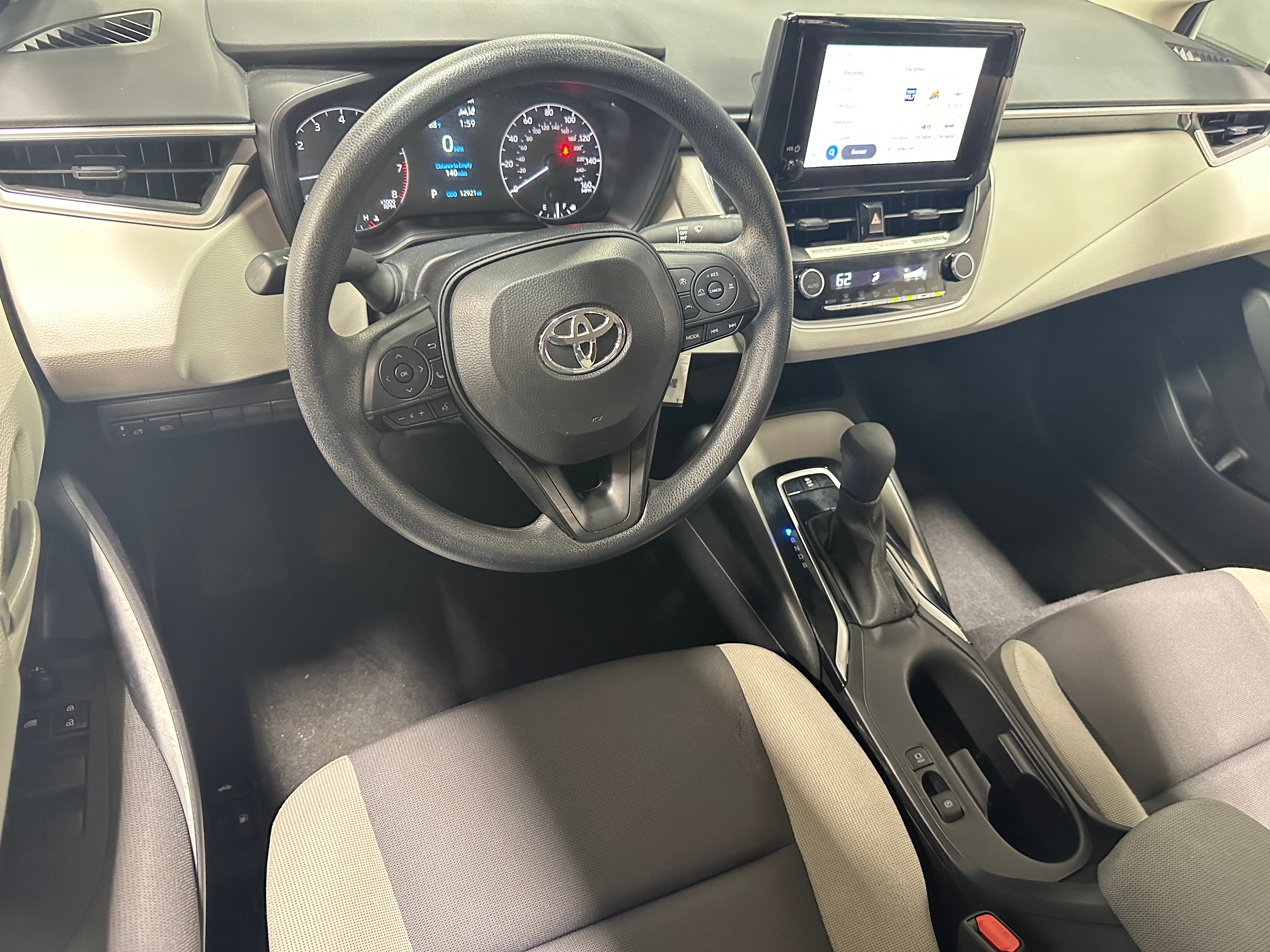 2024 Toyota Corolla LE 3