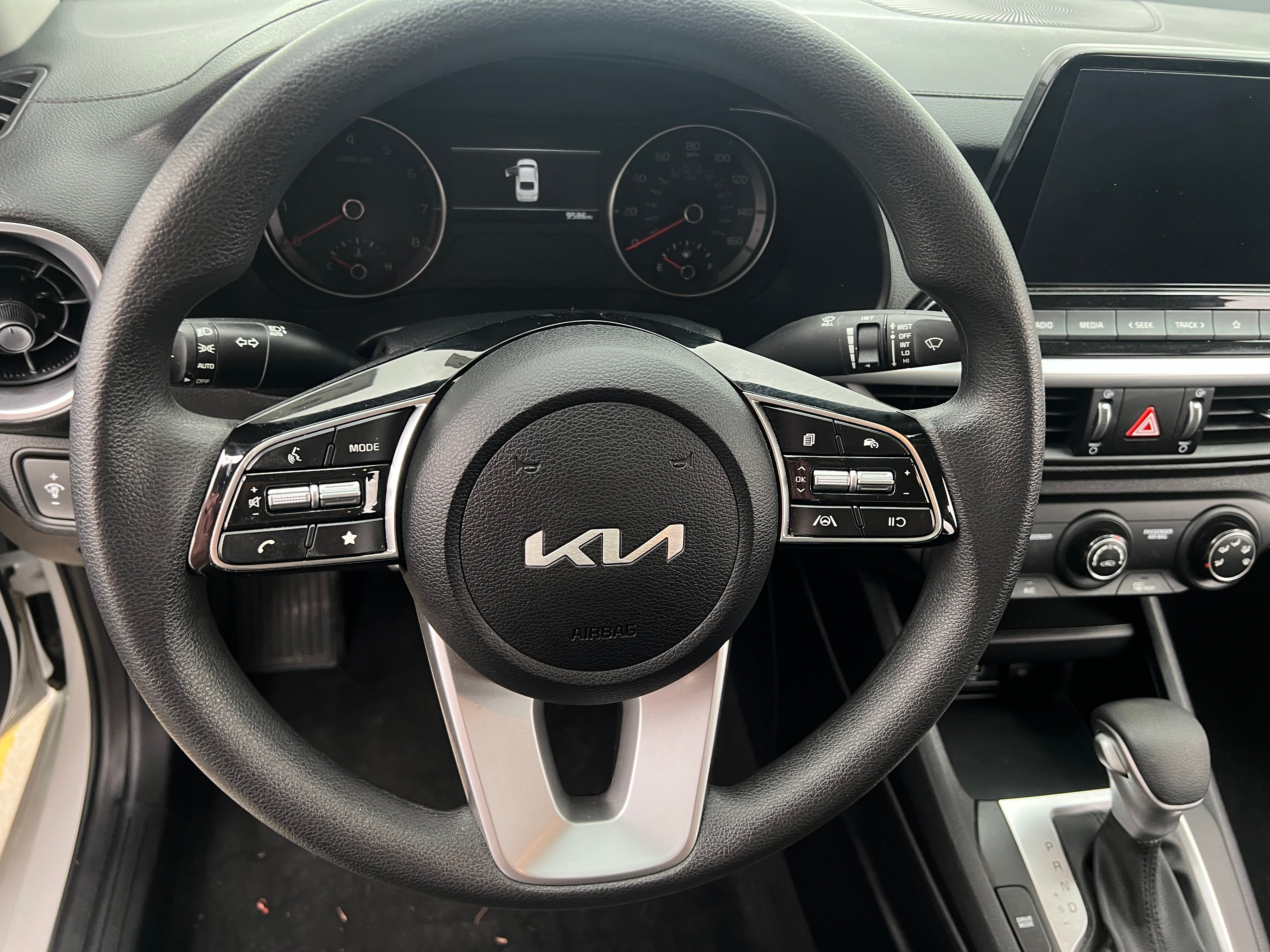 2024 Kia Forte LXS 5