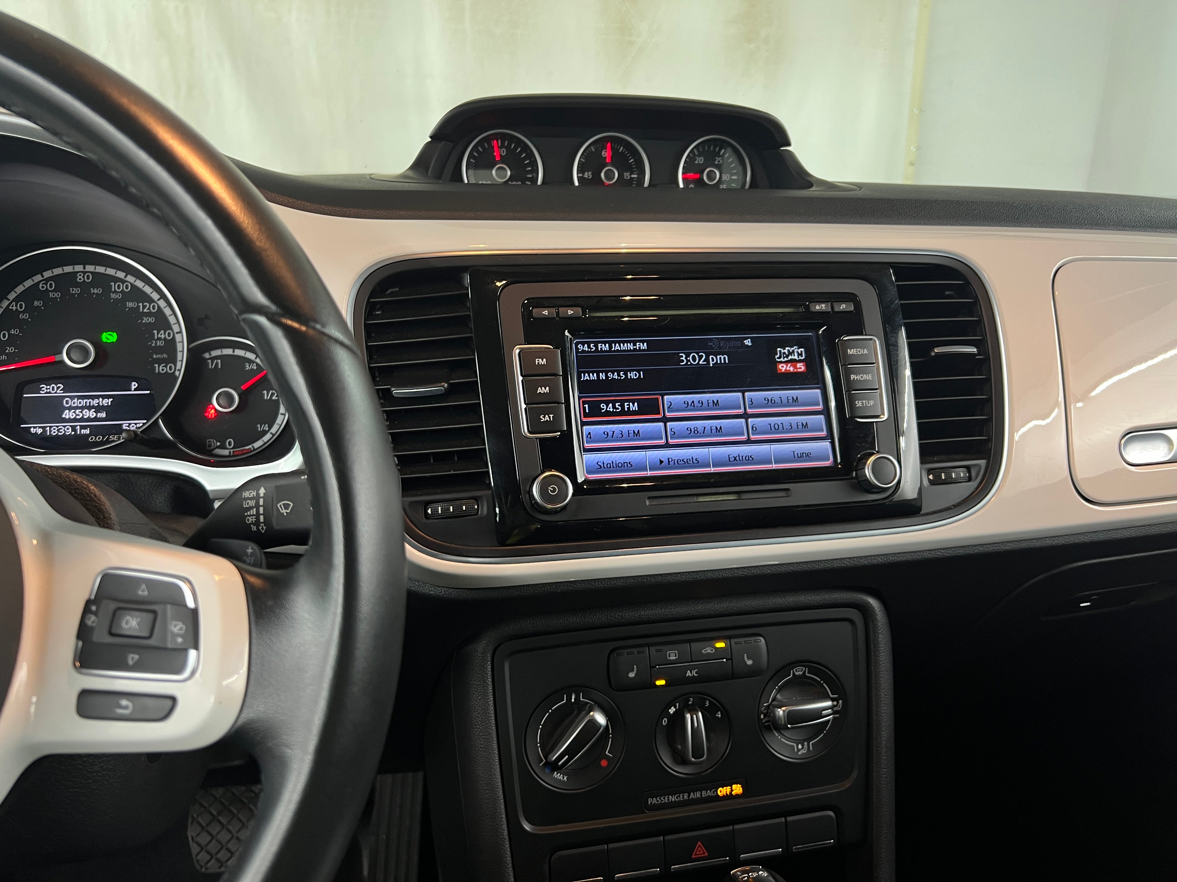 2013 Volkswagen Beetle  3
