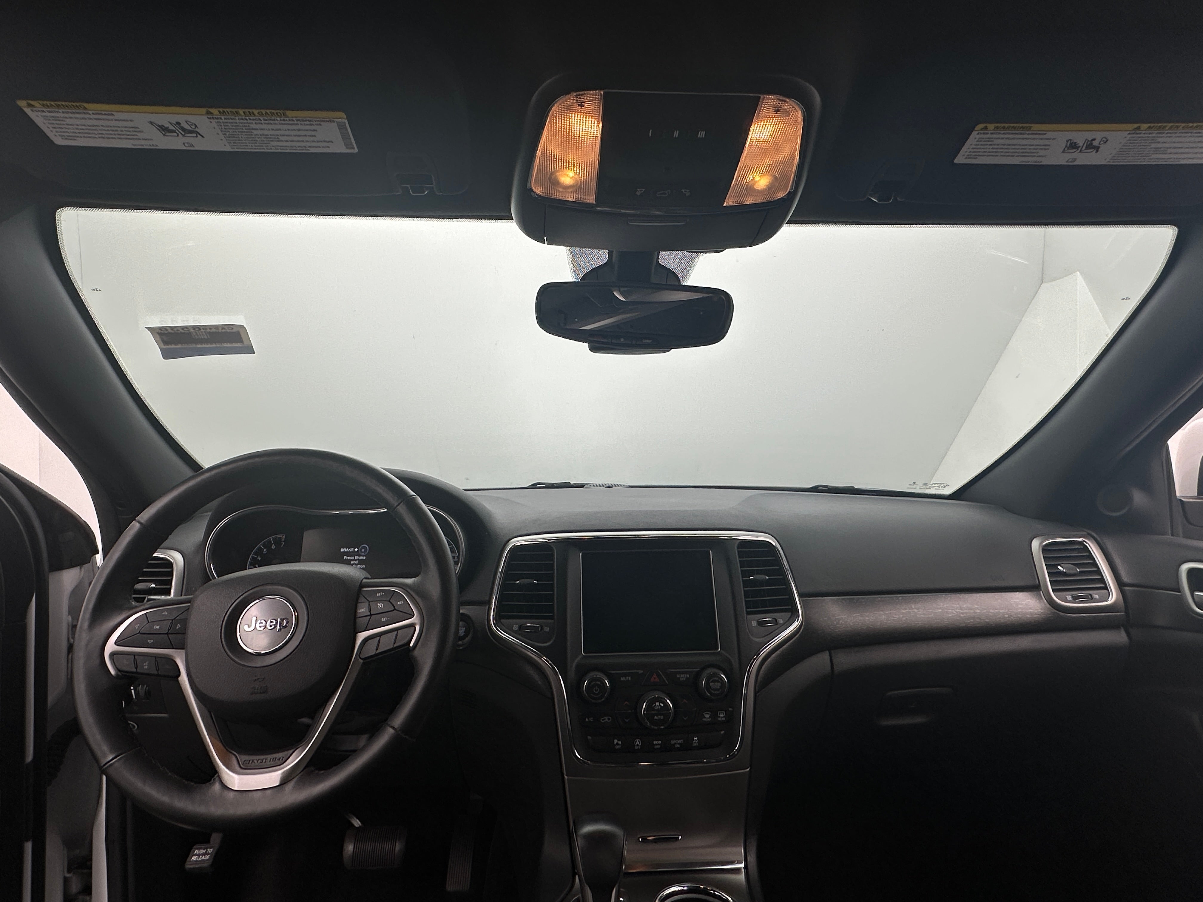 2018 Jeep Grand Cherokee Altitude 3