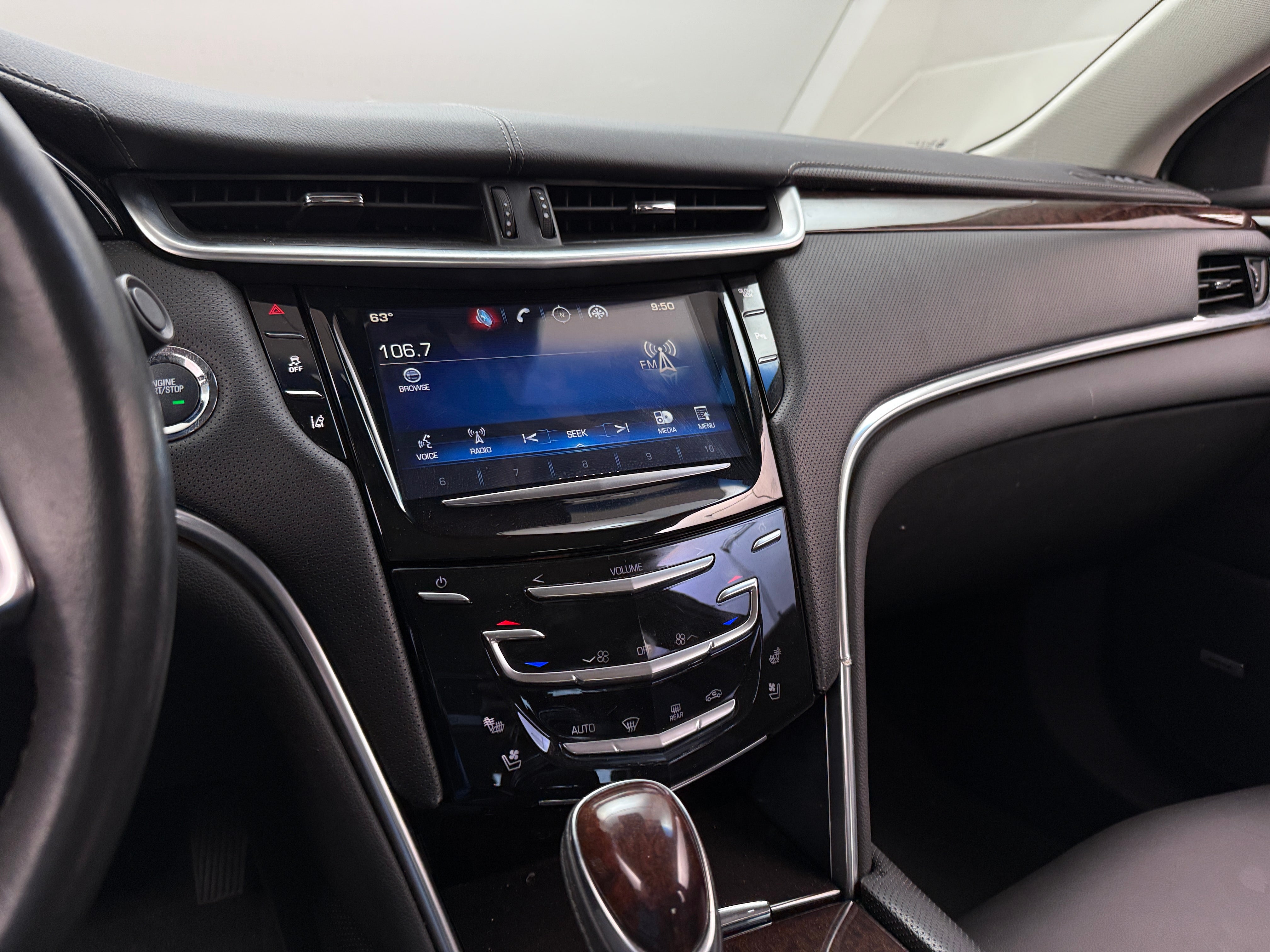 2013 Cadillac XTS Premium 3