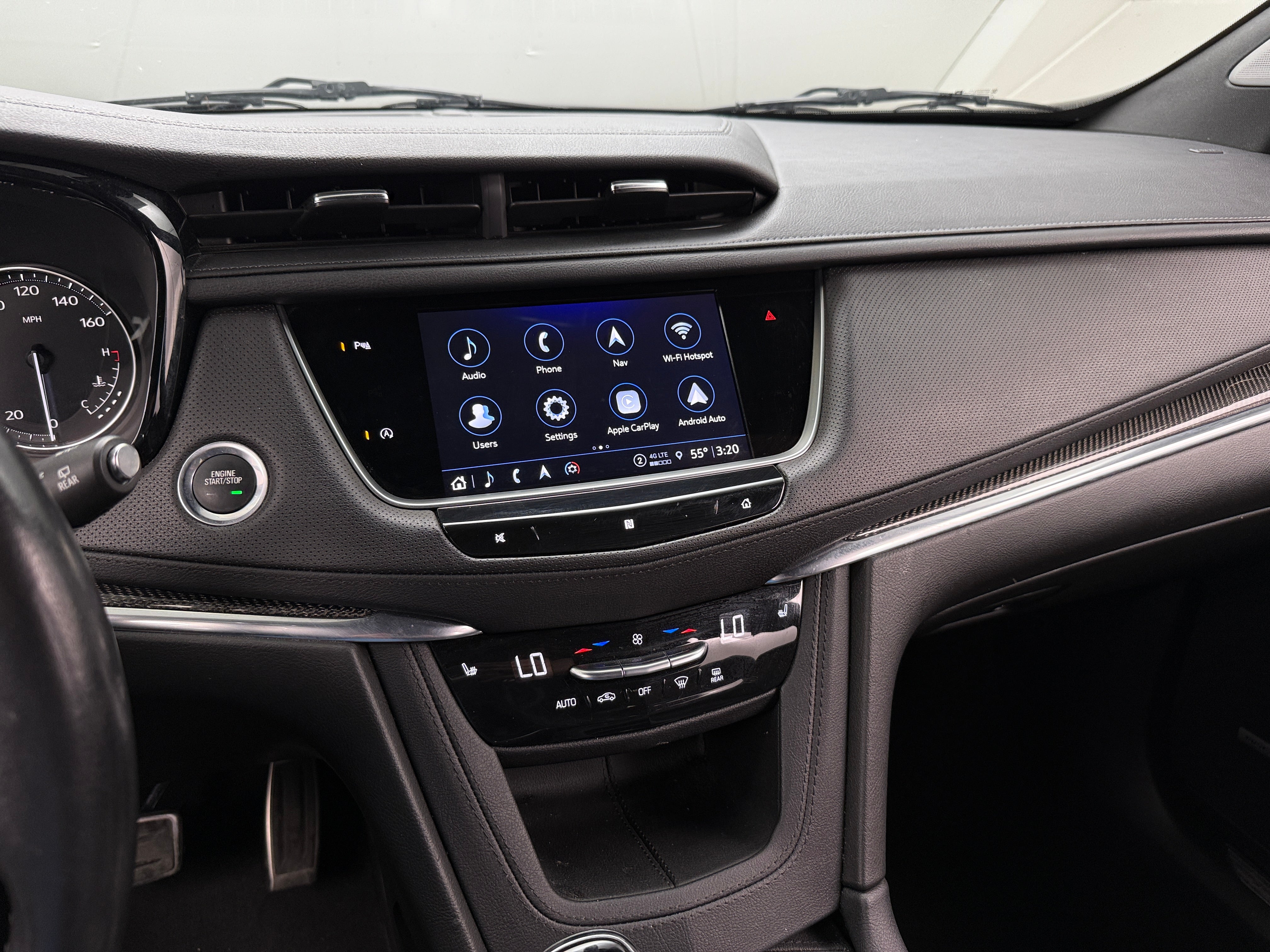 2021 Cadillac XT5 Sport 3