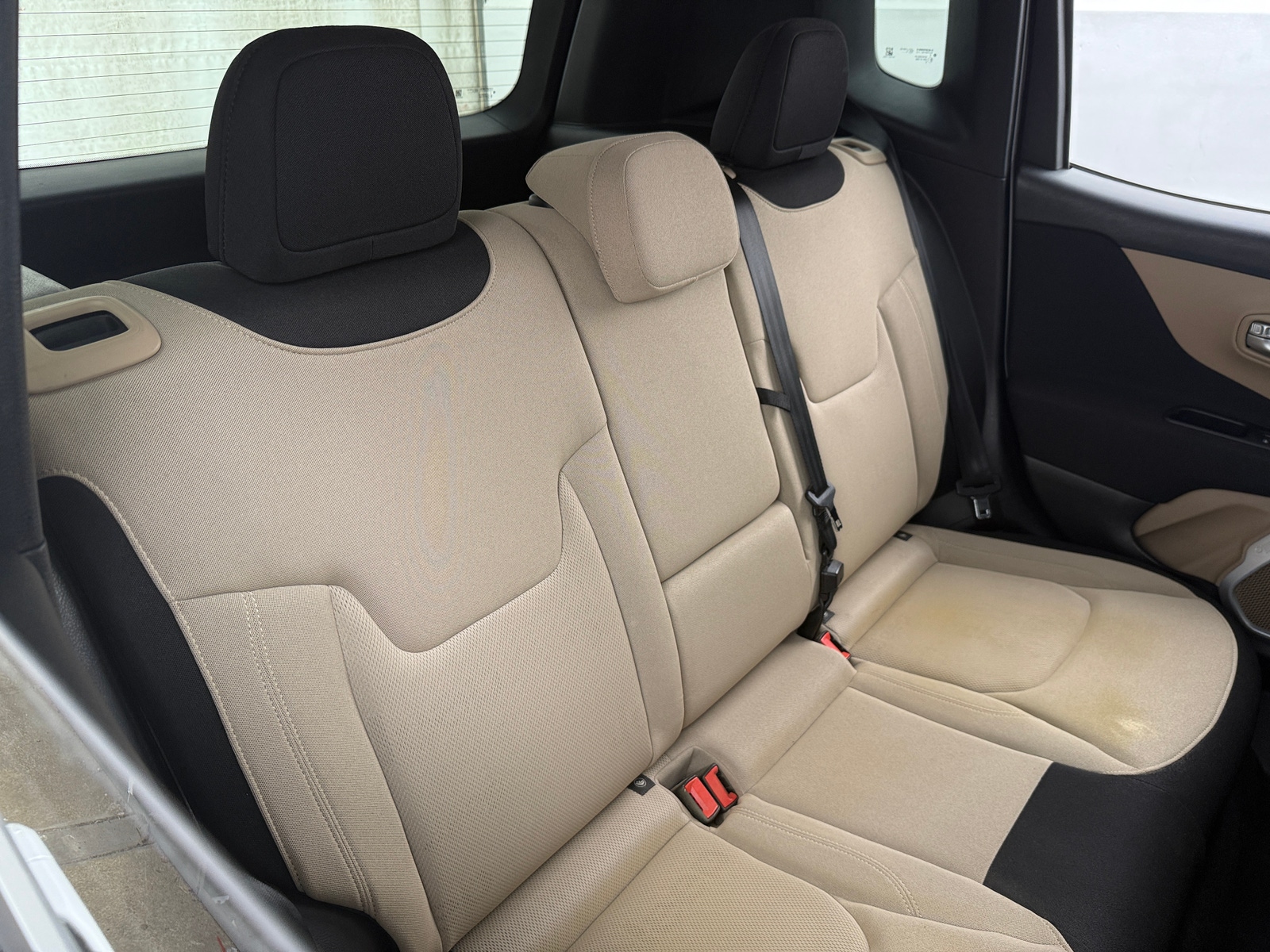 Thumbnail: 2015 Jeep Renegade - 6