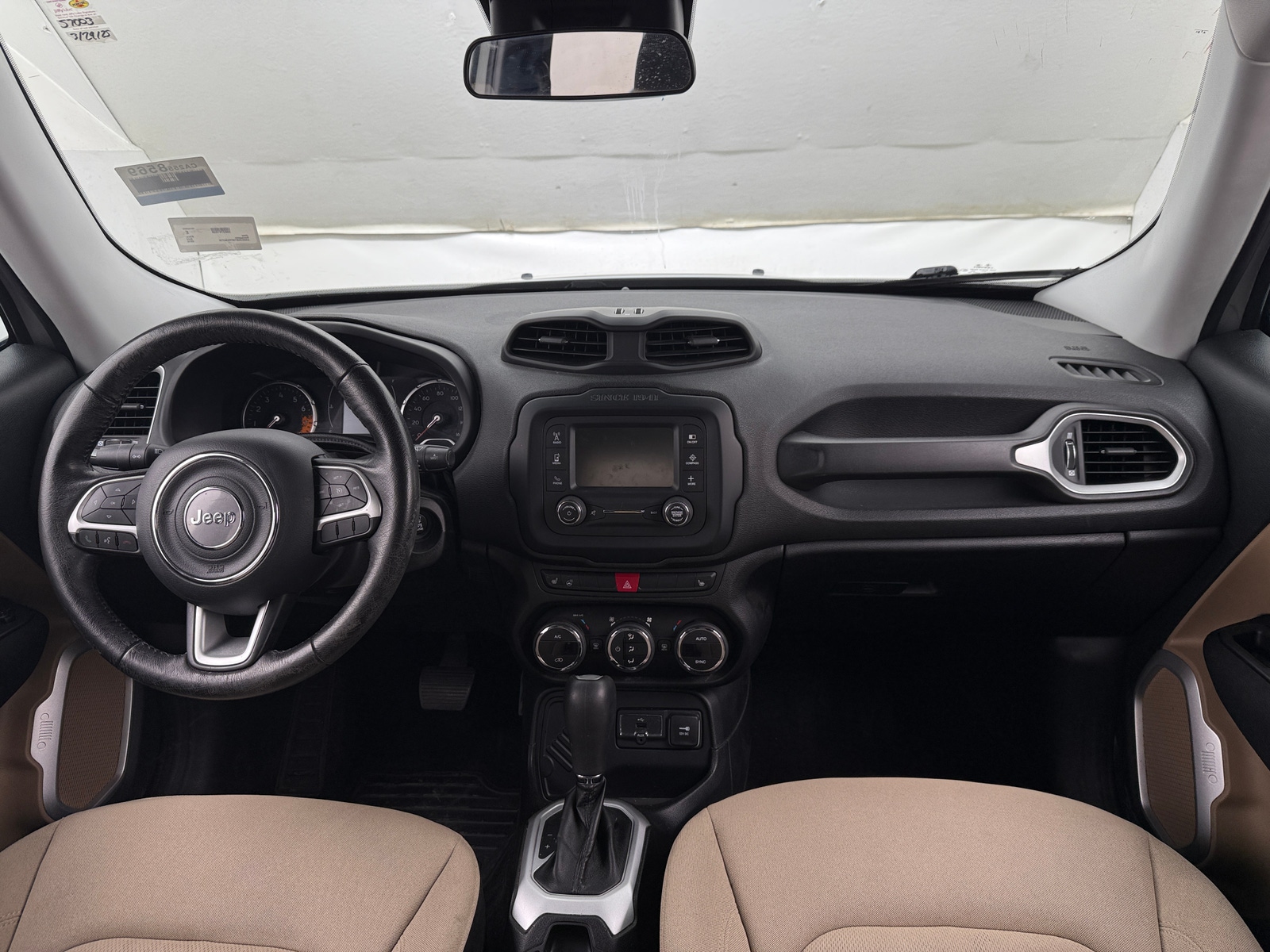 Thumbnail: 2015 Jeep Renegade - 3