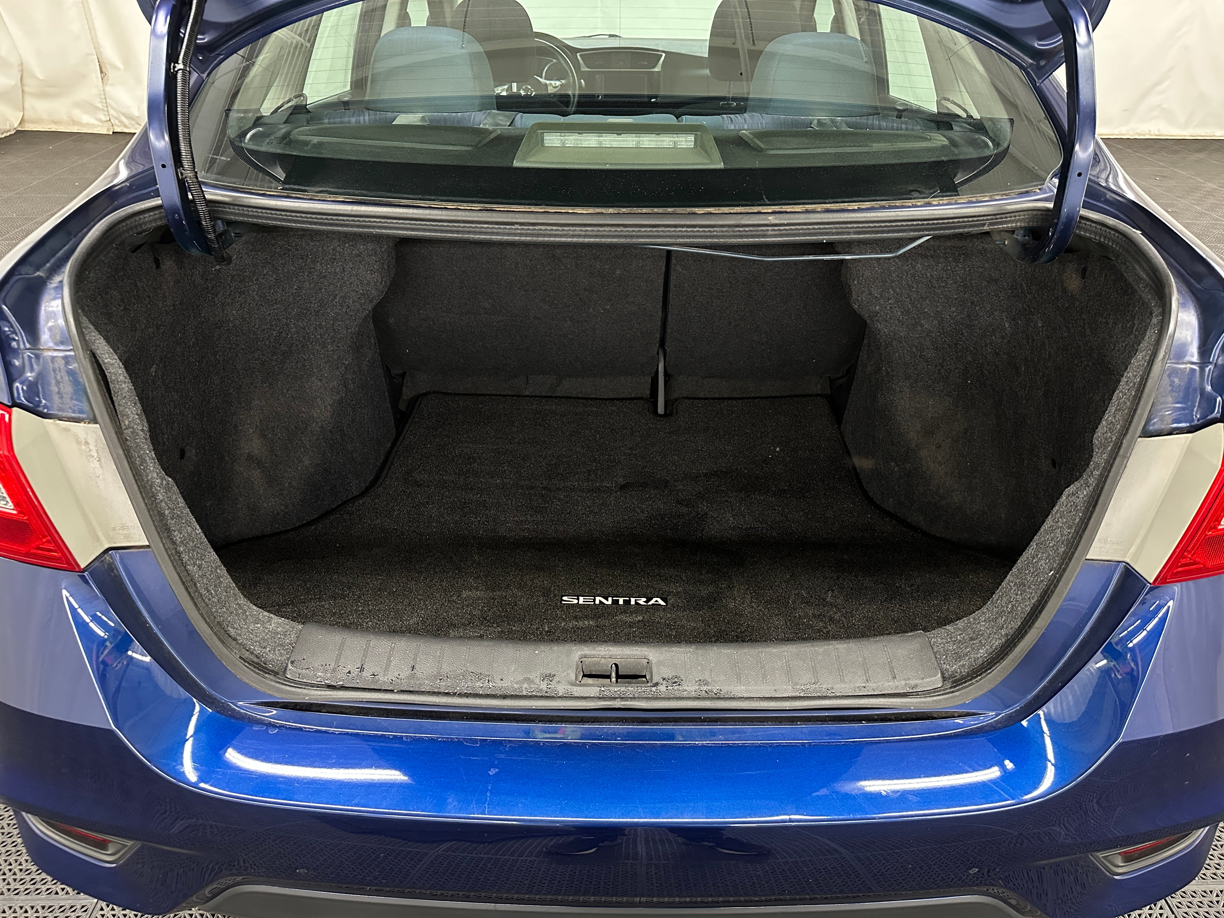2019 Nissan Sentra SV 7