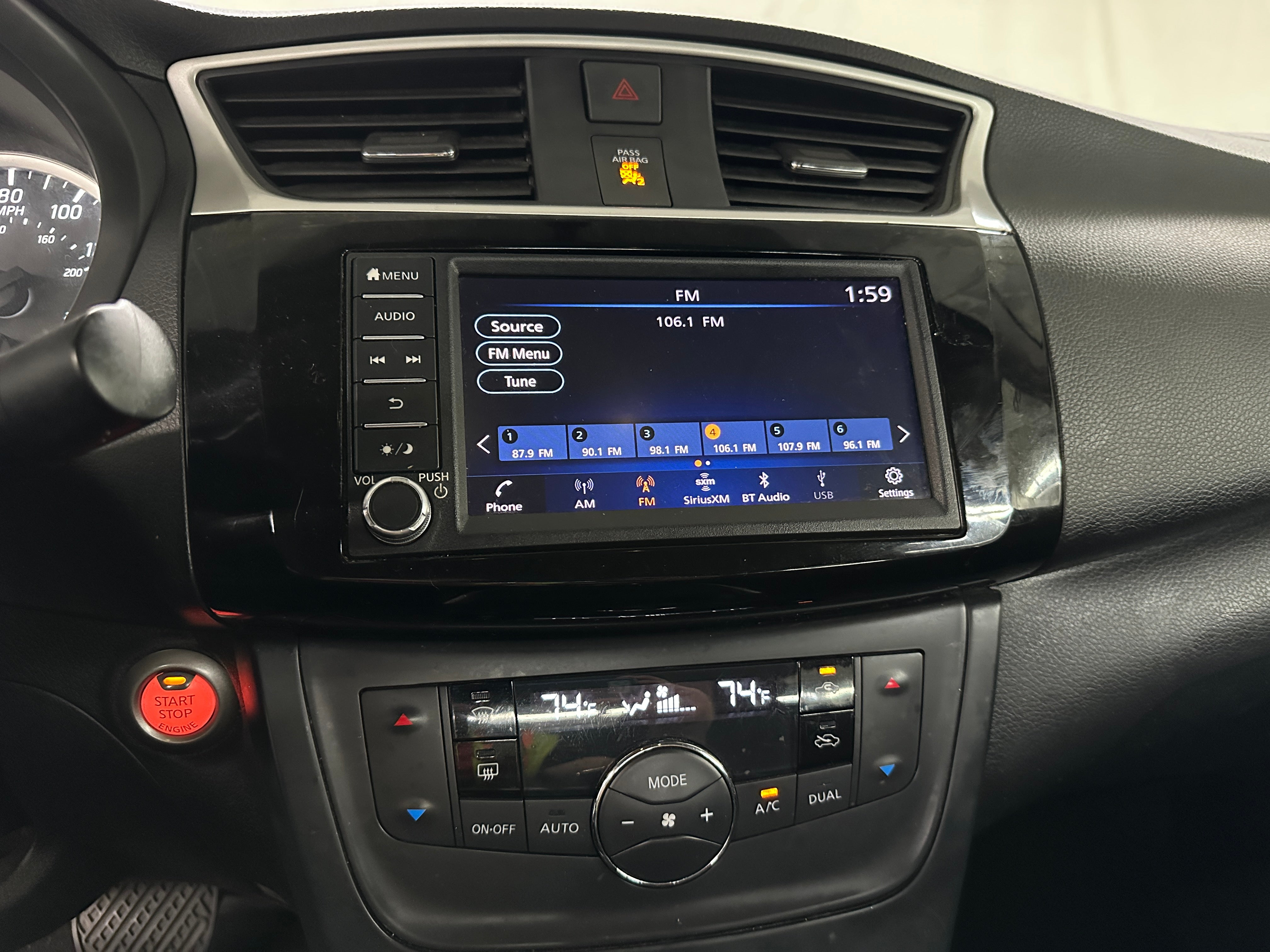 2019 Nissan Sentra SV 4