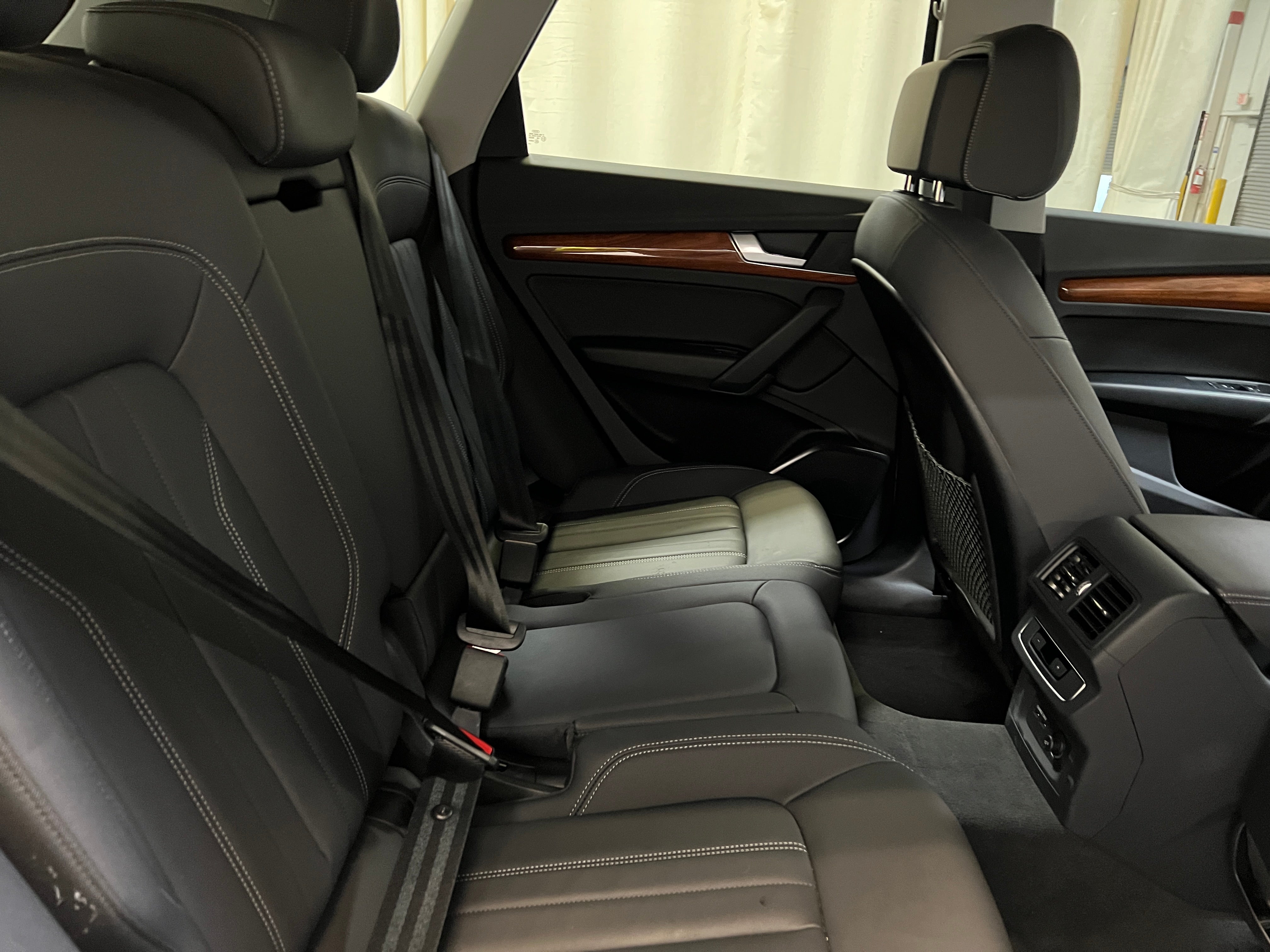2023 Audi Q5 e Premium 5