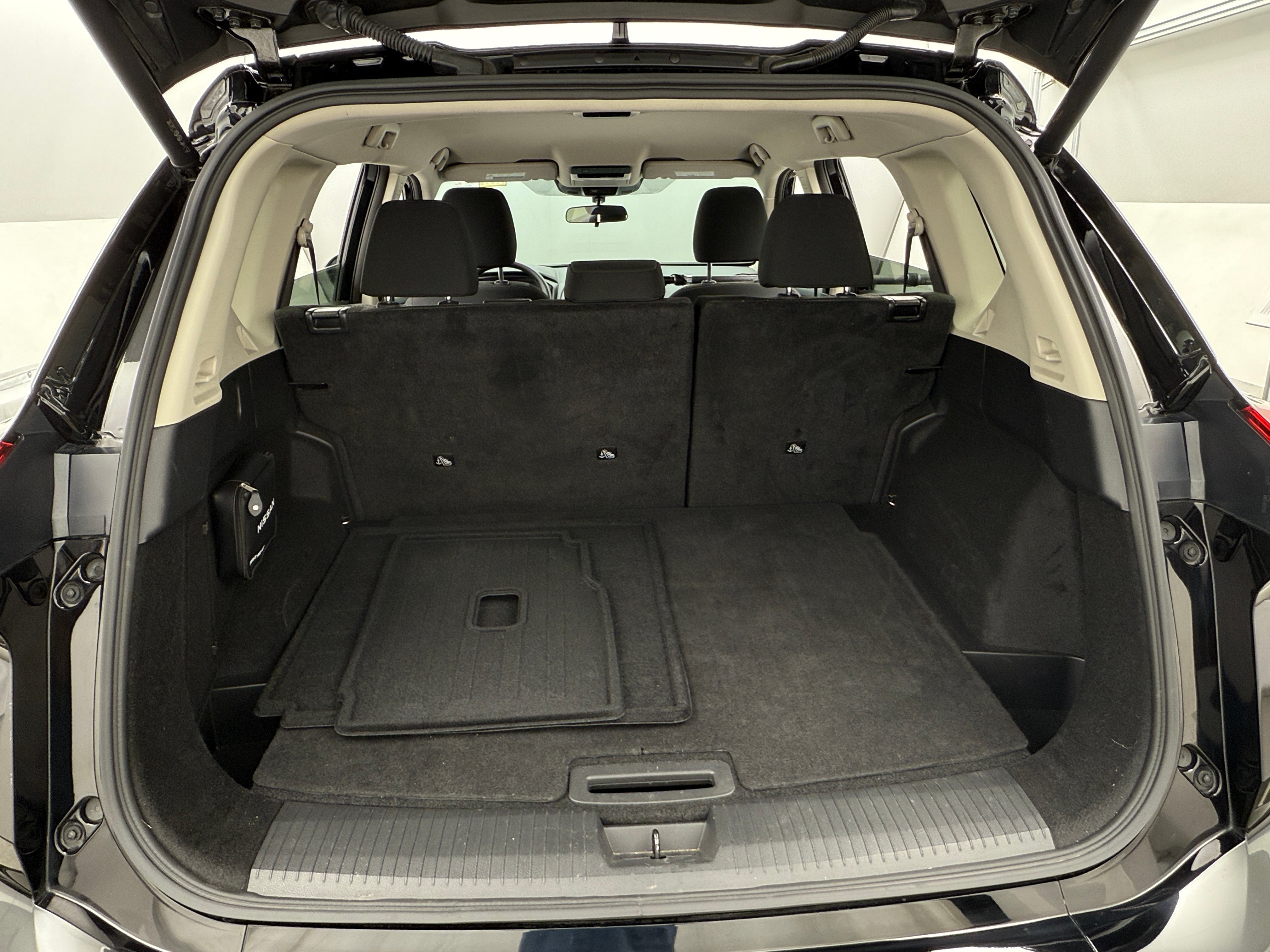2024 Nissan Rogue SV 7
