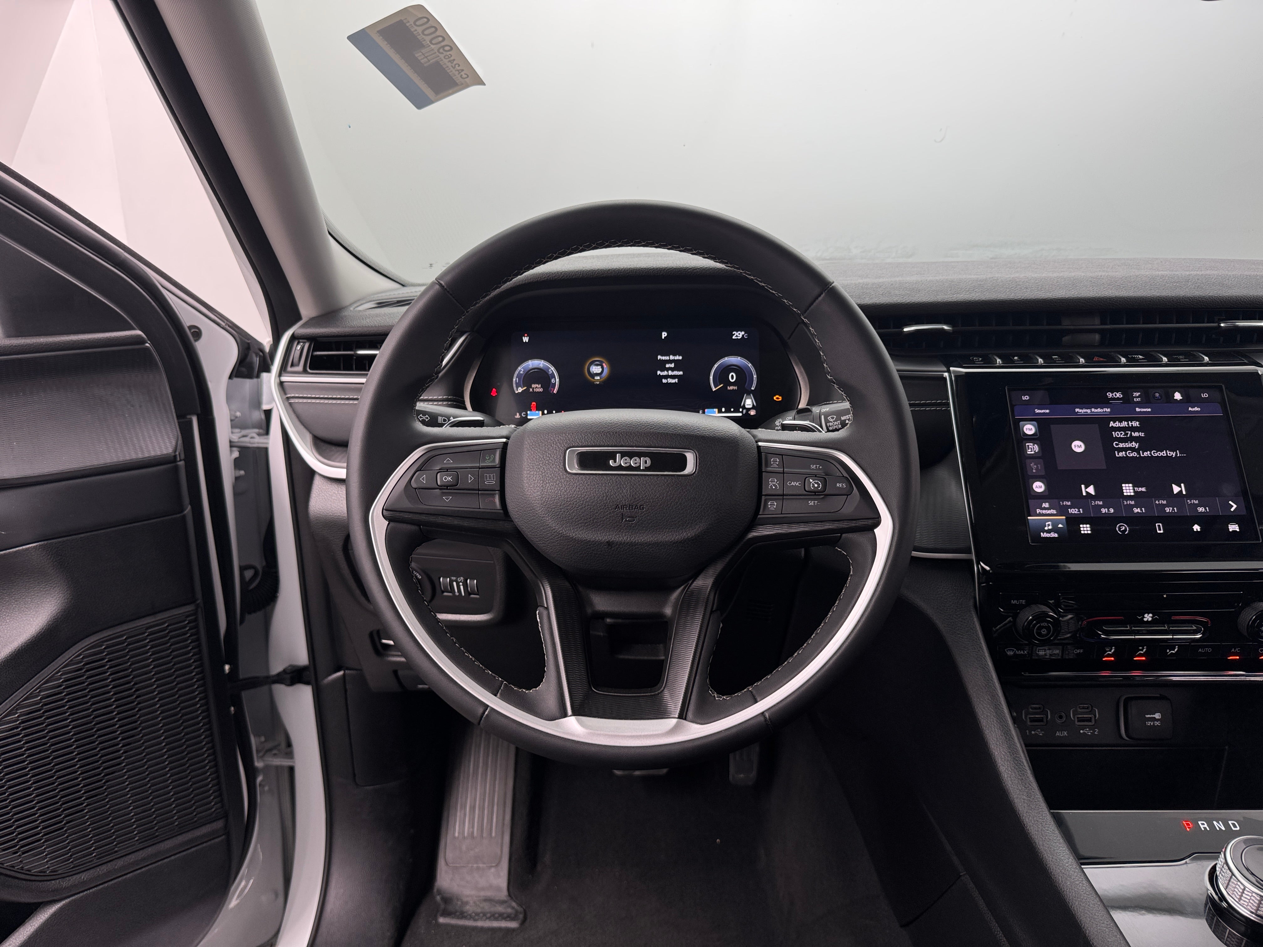 2023 Jeep Grand Cherokee L Laredo 5