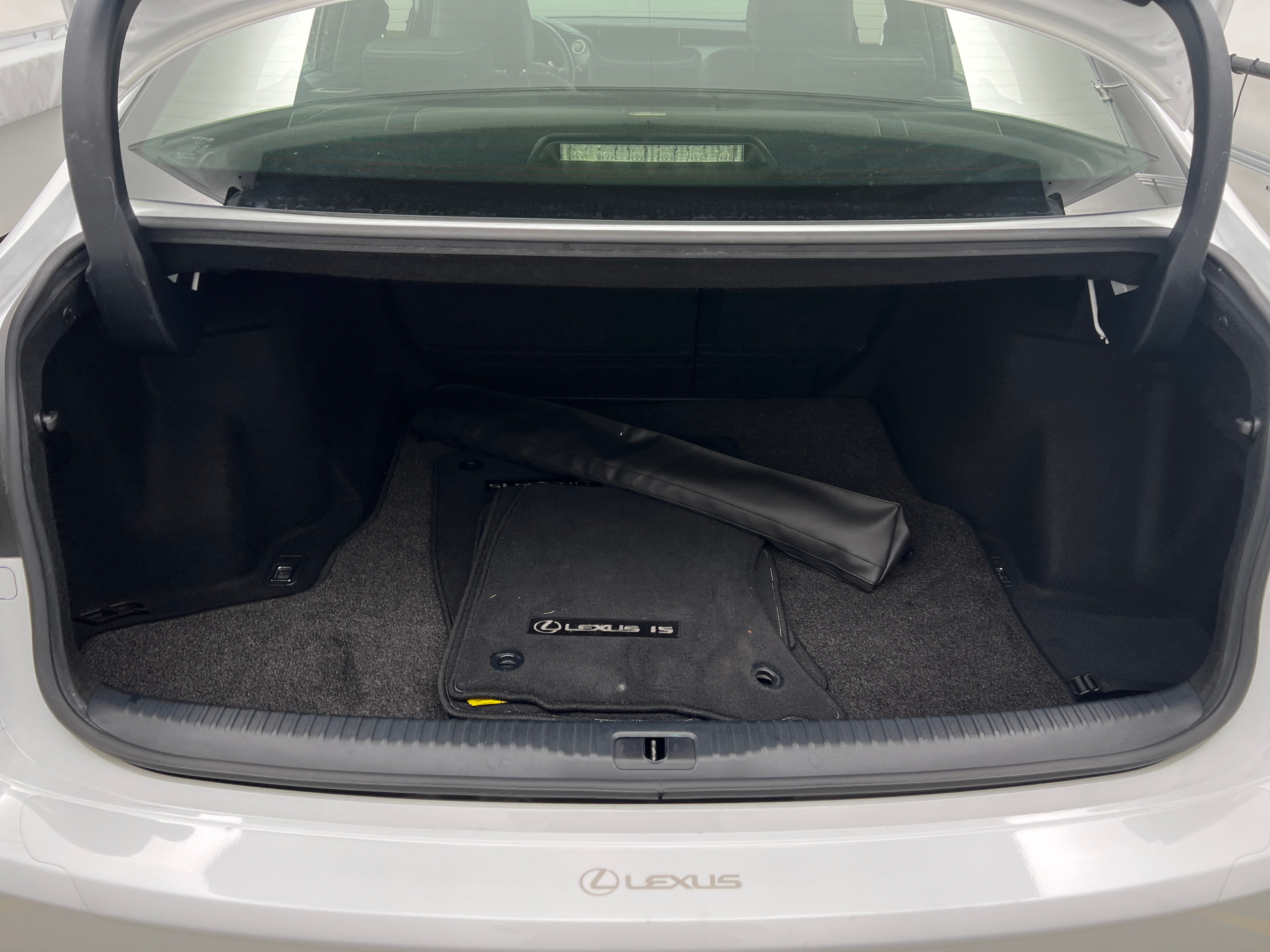 2017 Lexus IS 350 6
