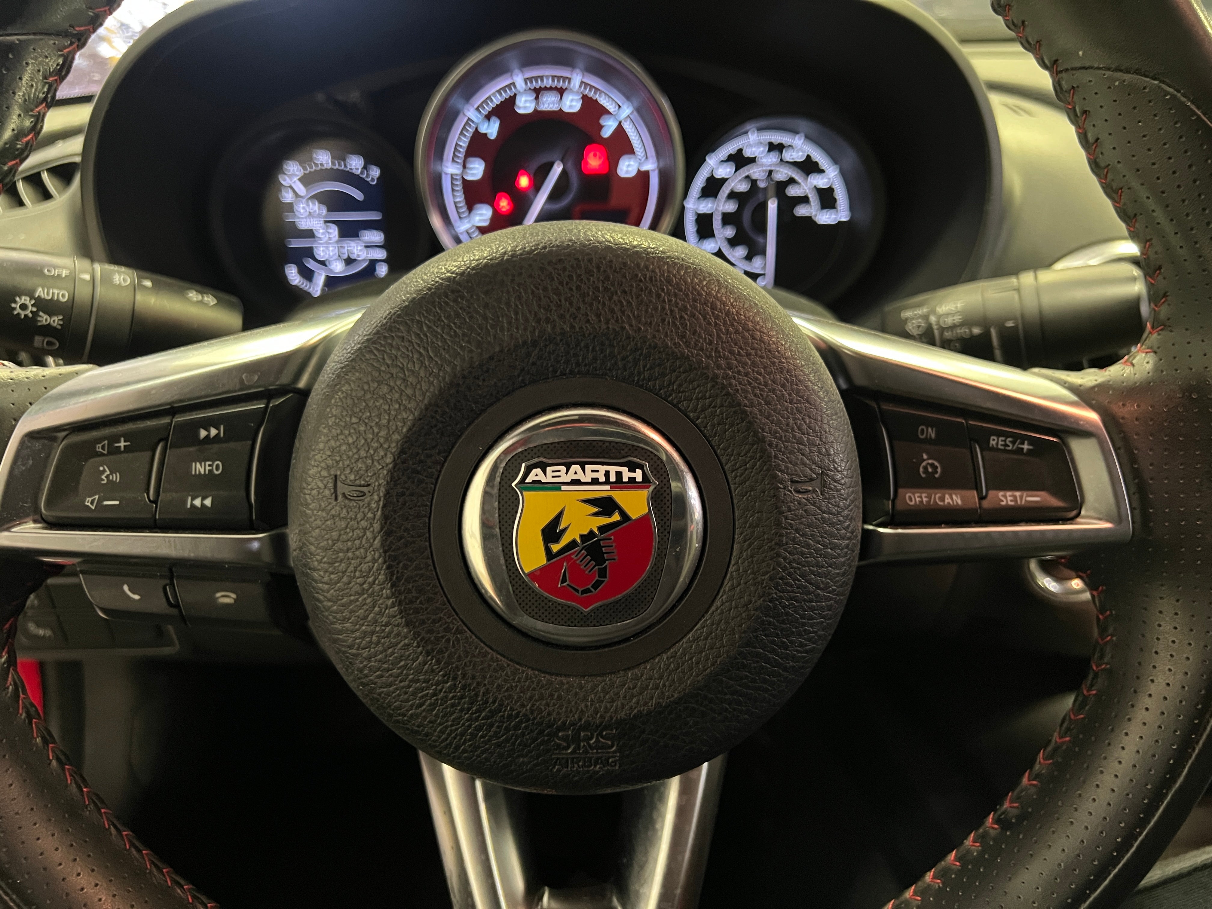 2018 Fiat 124 Spider Abarth 4