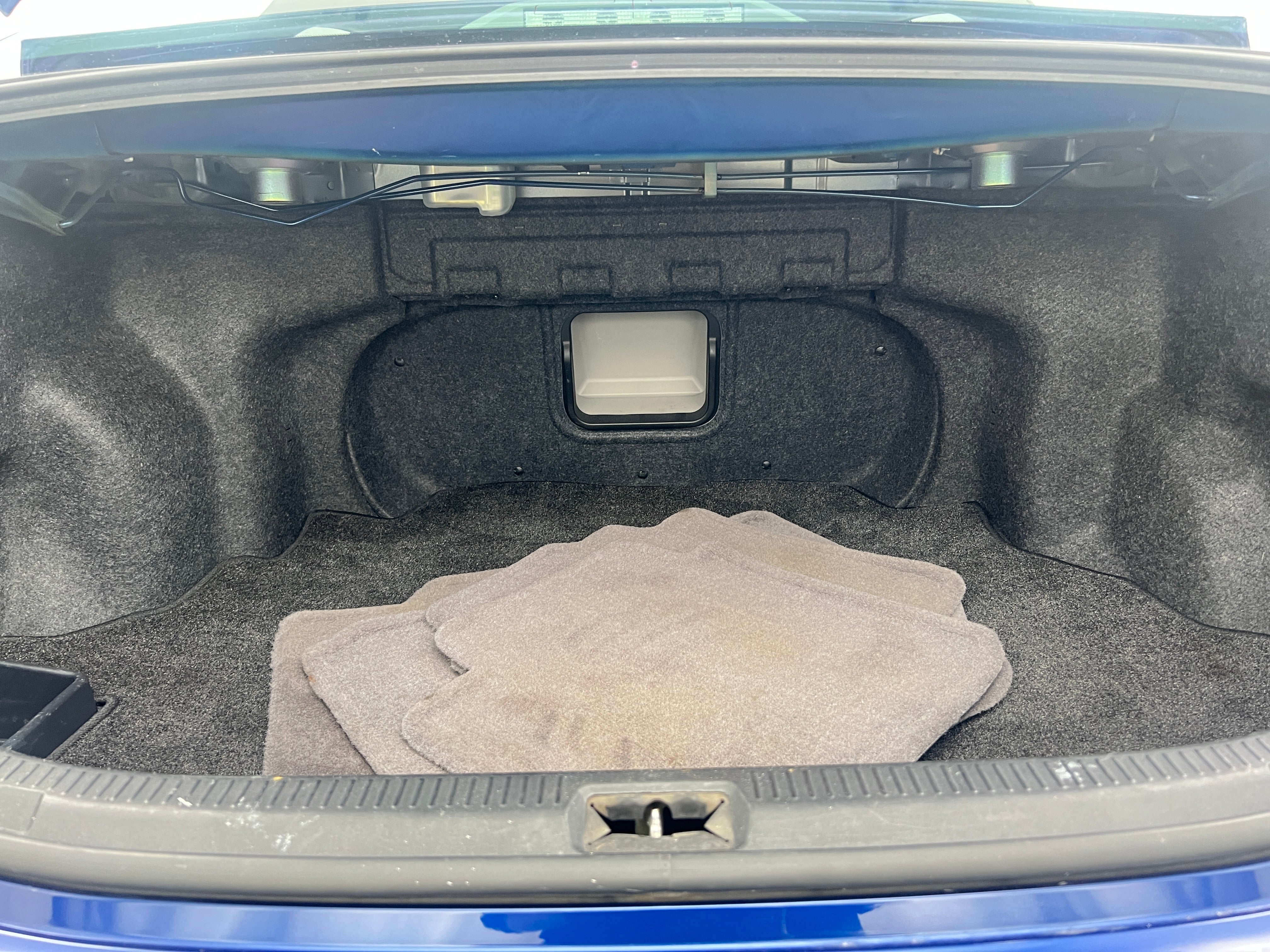 2011 Toyota Camry XLE 6